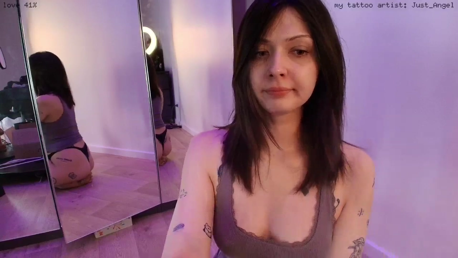 Gallery image thumbnail from tatroom's myfreecams stream on, 03/09/2026, 04:14 image 17 of 20