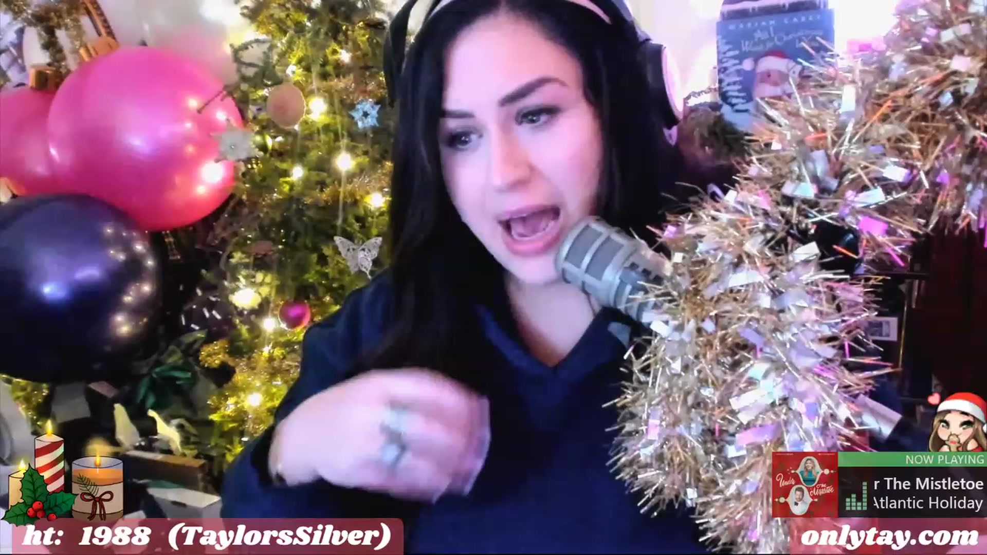 Gallery image thumbnail from taylor's myfreecams stream on, 12/17/2022, 02:58 image 3 of 20