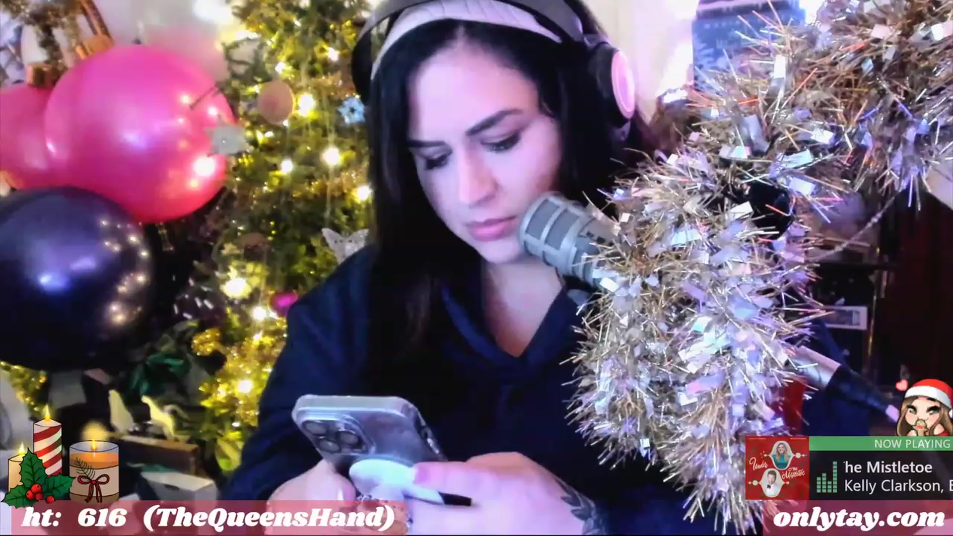 Gallery image thumbnail from taylor's myfreecams stream on, 12/17/2022, 02:58 image 2 of 20