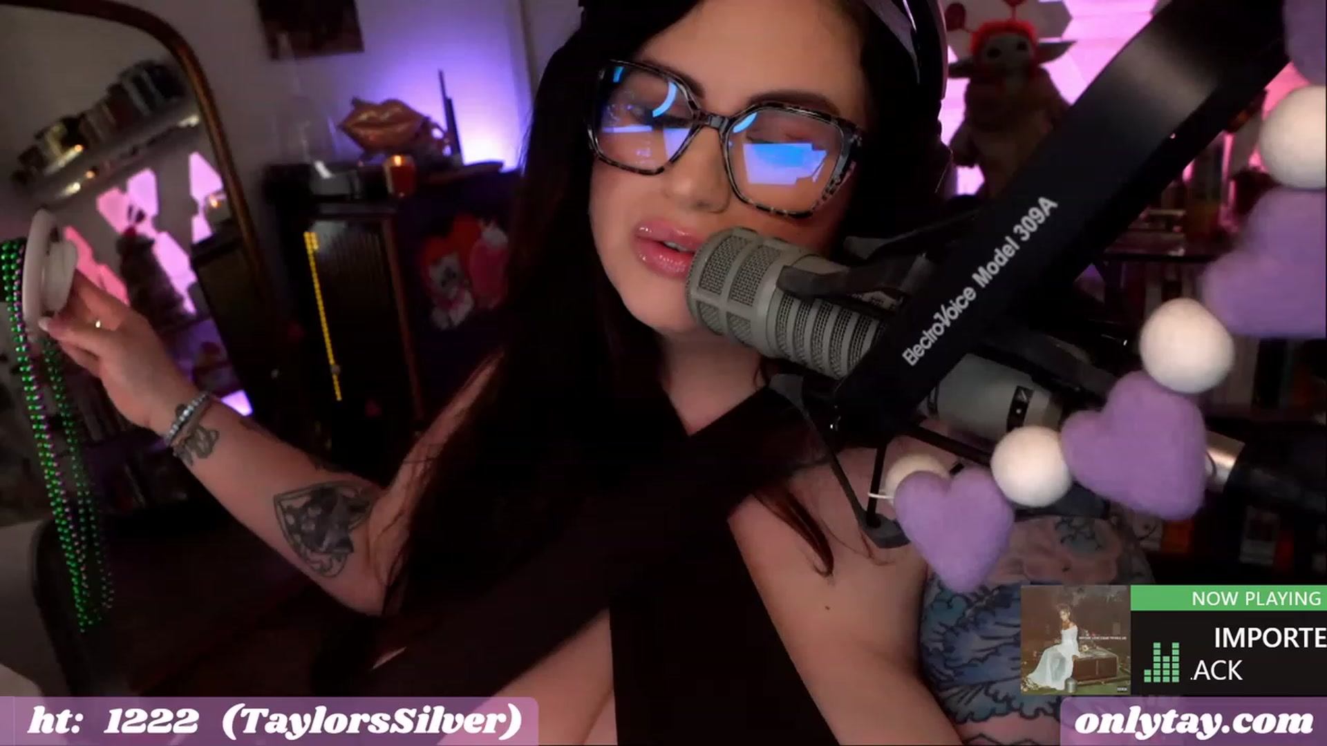 Gallery image thumbnail from taylor's myfreecams stream on, 02/04/2023, 03:34 image 18 of 20