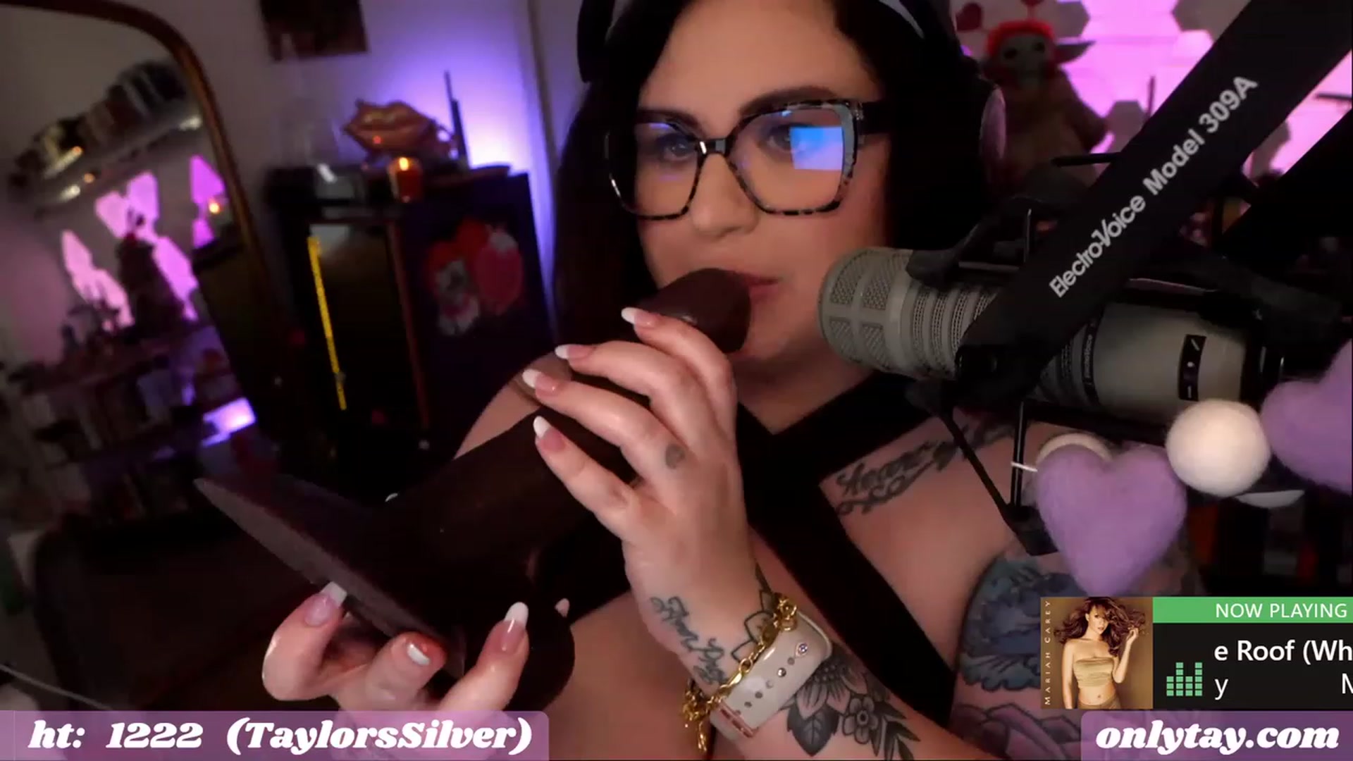 Gallery image thumbnail from taylor's myfreecams stream on, 02/04/2023, 04:01 image 14 of 20