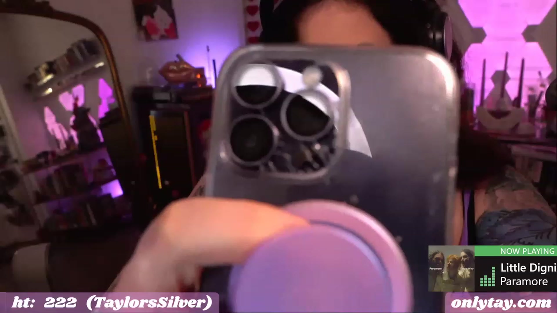 Gallery image thumbnail from taylor's myfreecams stream on, 02/11/2023, 04:10 image 3 of 20