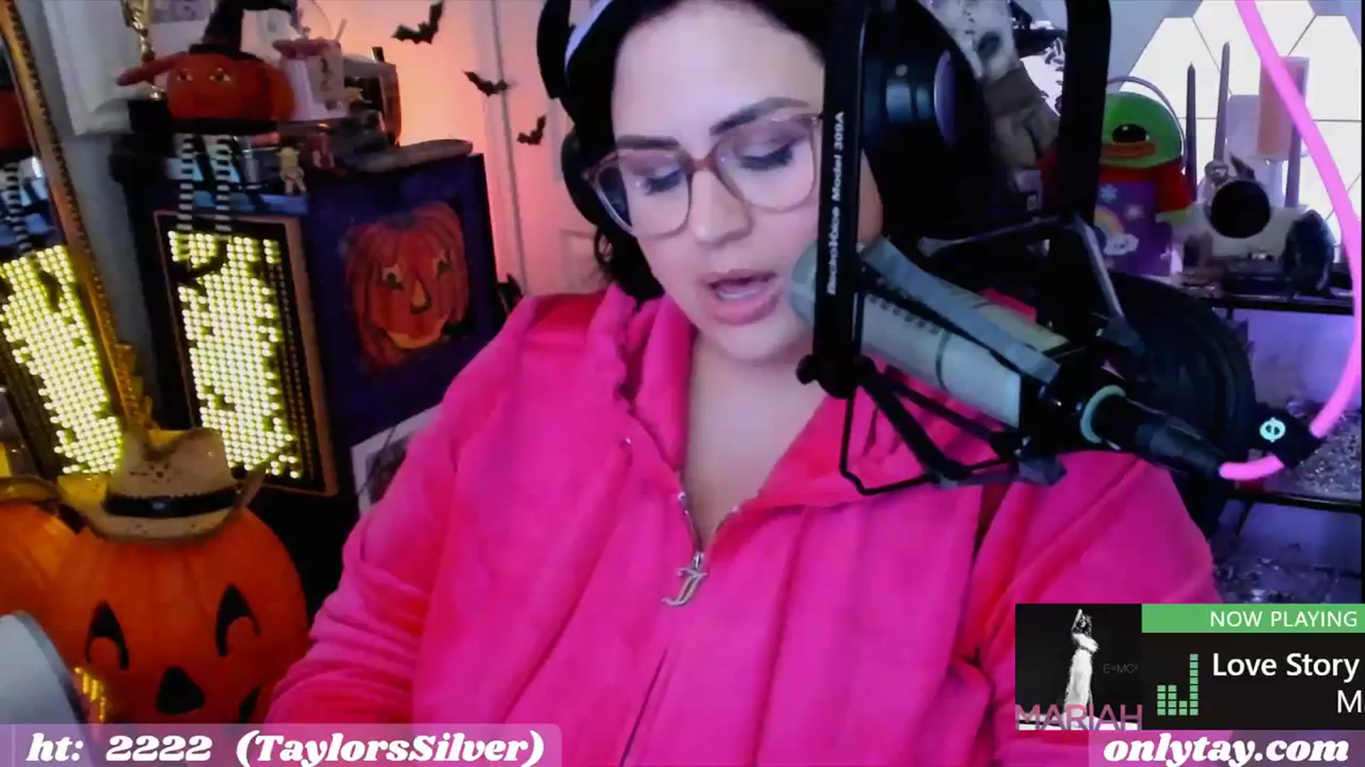 Gallery image thumbnail from taylor's myfreecams stream on, 11/04/2023, 02:48 image 6 of 20