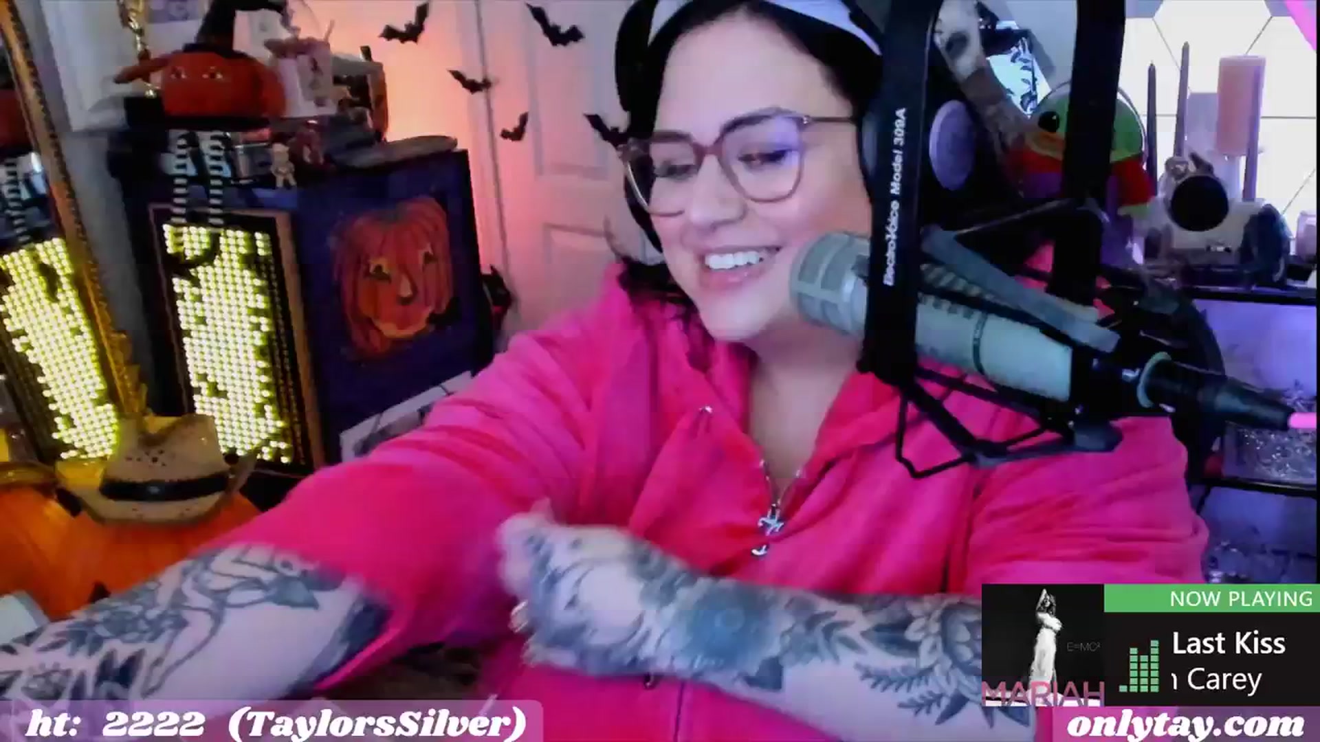 Gallery image thumbnail from taylor's myfreecams stream on, 11/04/2023, 02:48 image 9 of 20