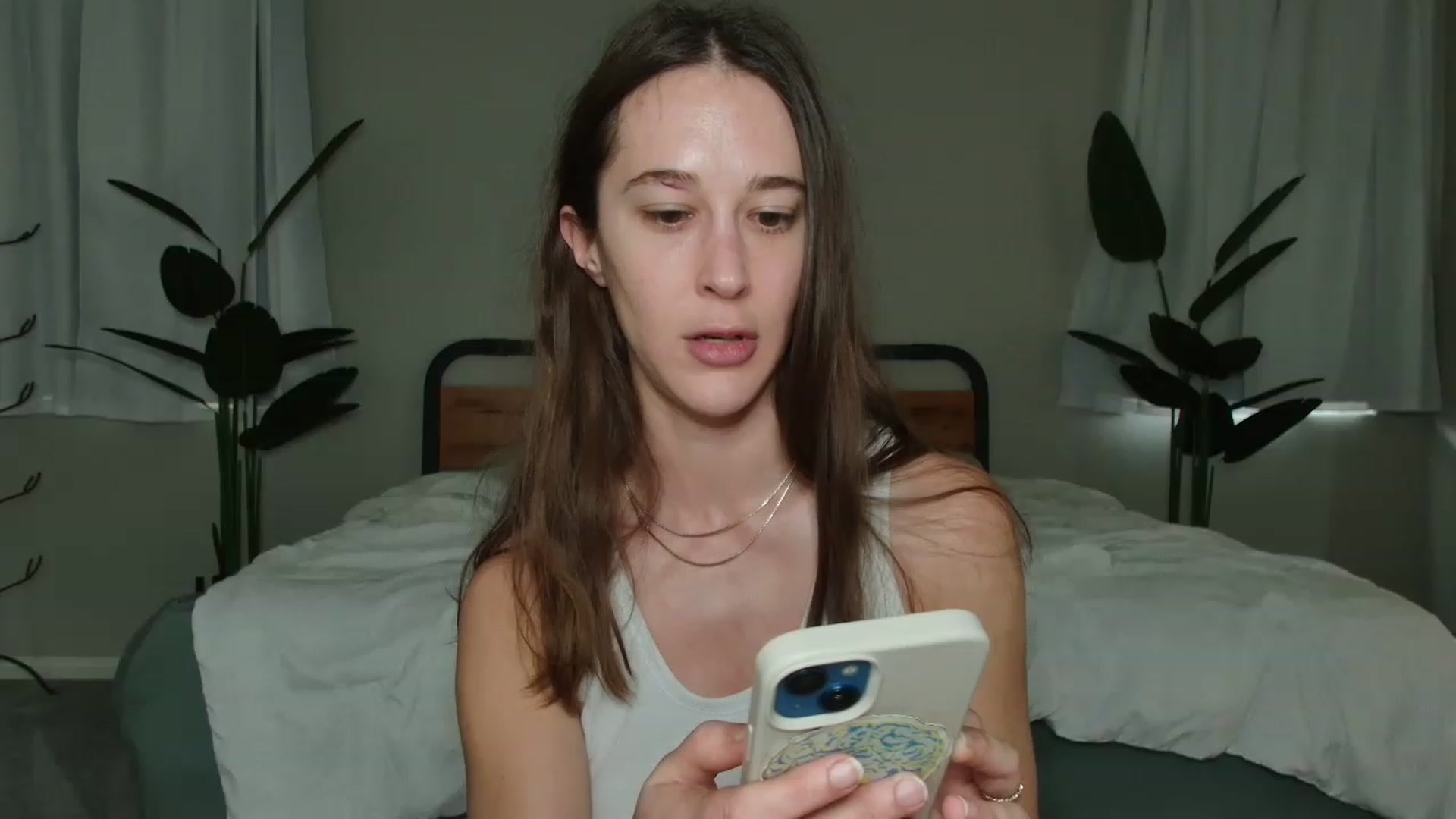 Gallery image thumbnail from tea_for_2's myfreecams stream on, 12/05/2022, 17:57 image 18 of 20