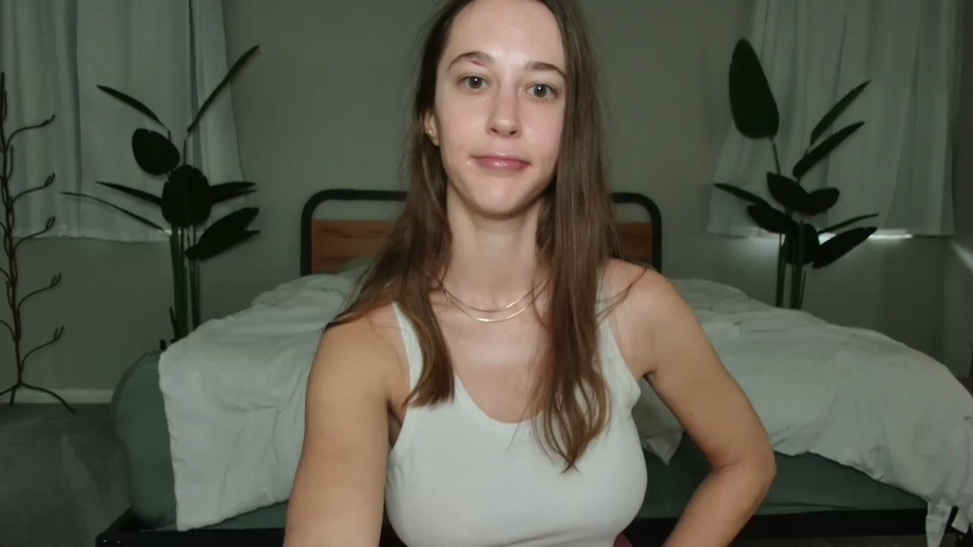 Gallery image thumbnail from tea_for_2's myfreecams stream on, 12/05/2022, 17:57 image 5 of 20