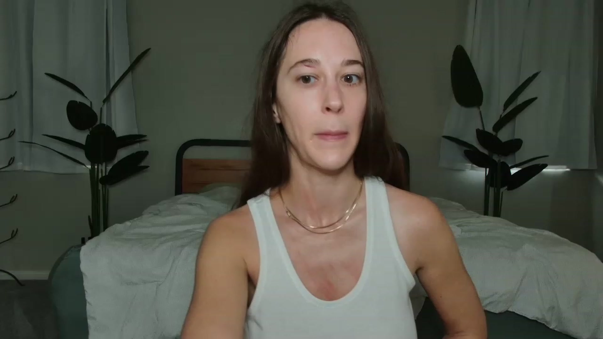 Gallery image thumbnail from tea_for_2's myfreecams stream on, 12/05/2022, 17:57 image 10 of 20
