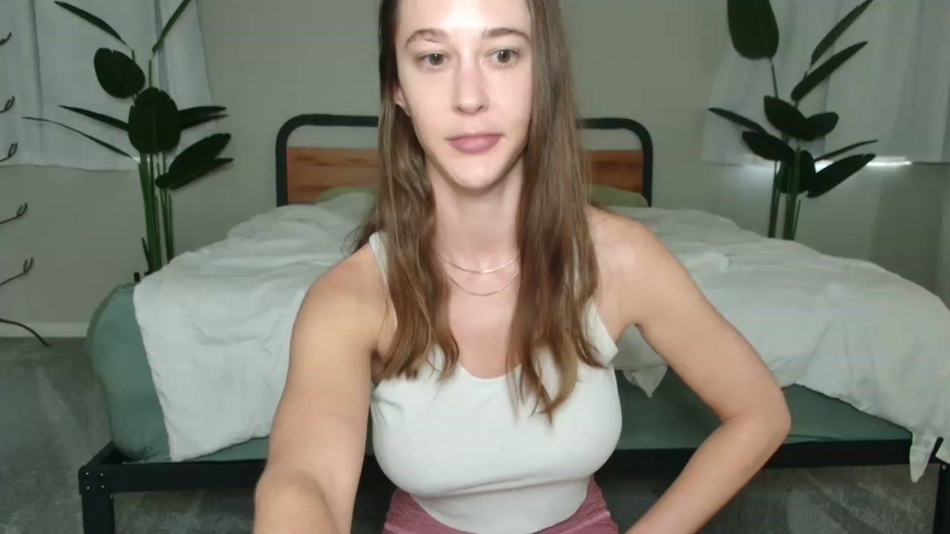 Gallery image thumbnail from tea_for_2's myfreecams stream on, 12/05/2022, 18:16 image 8 of 20