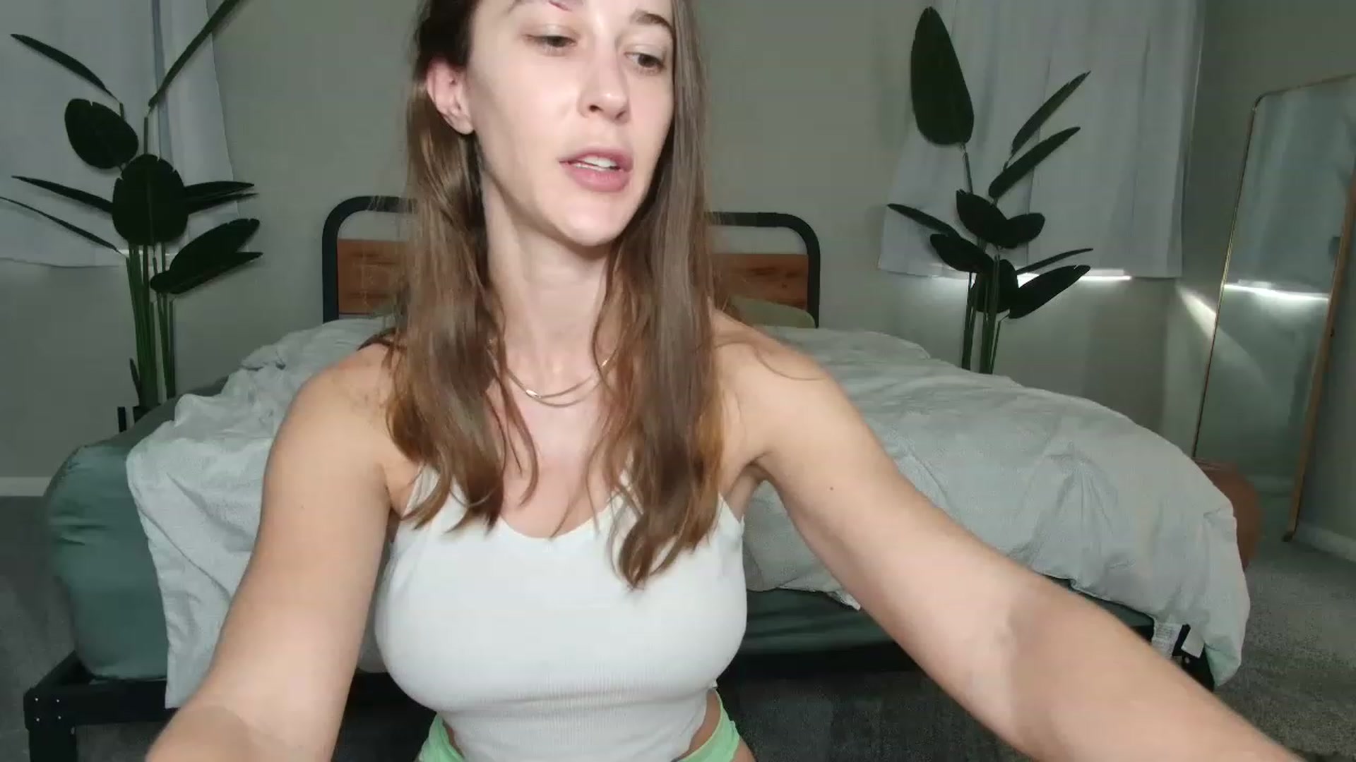Gallery image thumbnail from tea_for_2's myfreecams stream on, 12/05/2022, 22:27 image 19 of 20