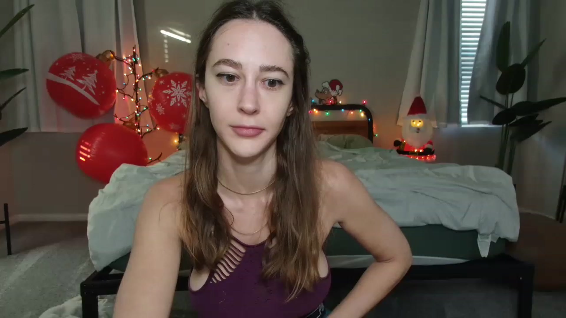 Gallery image thumbnail from tea_for_2's myfreecams stream on, 12/16/2022, 16:31 image 7 of 20