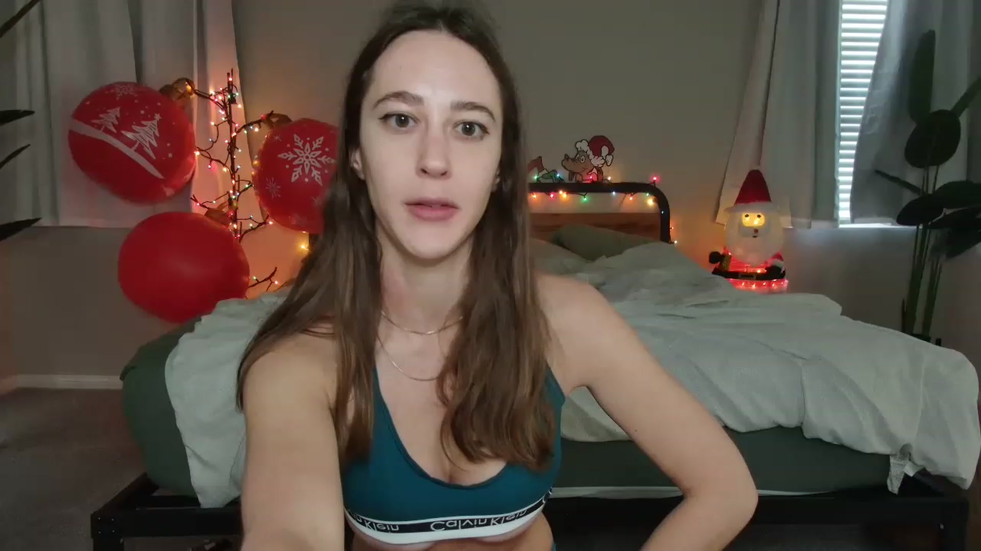 Gallery image thumbnail from tea_for_2's myfreecams stream on, 12/21/2022, 16:40 image 18 of 20
