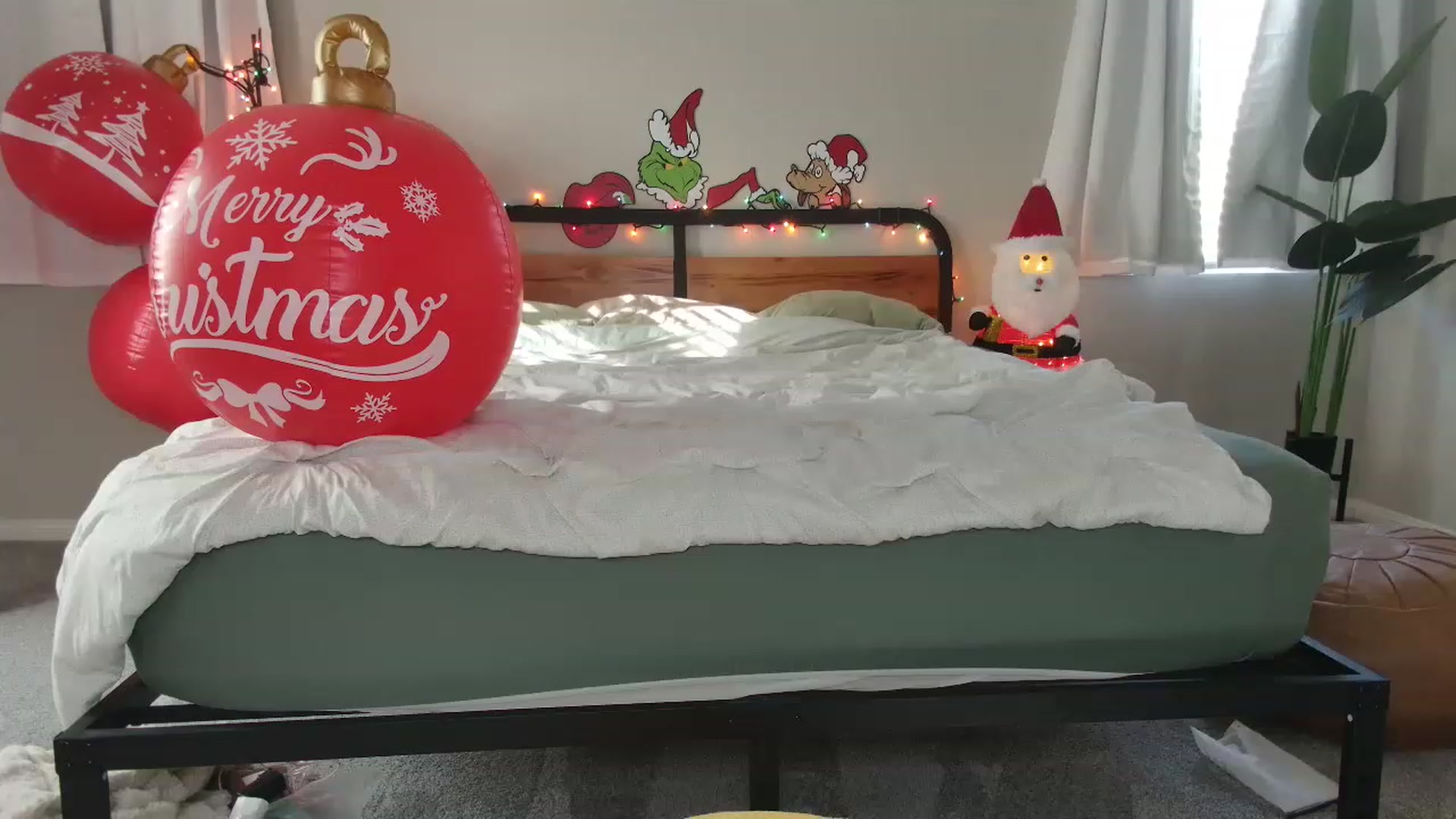 Gallery image thumbnail from tea_for_2's myfreecams stream on, 12/23/2022, 18:08 image 4 of 20