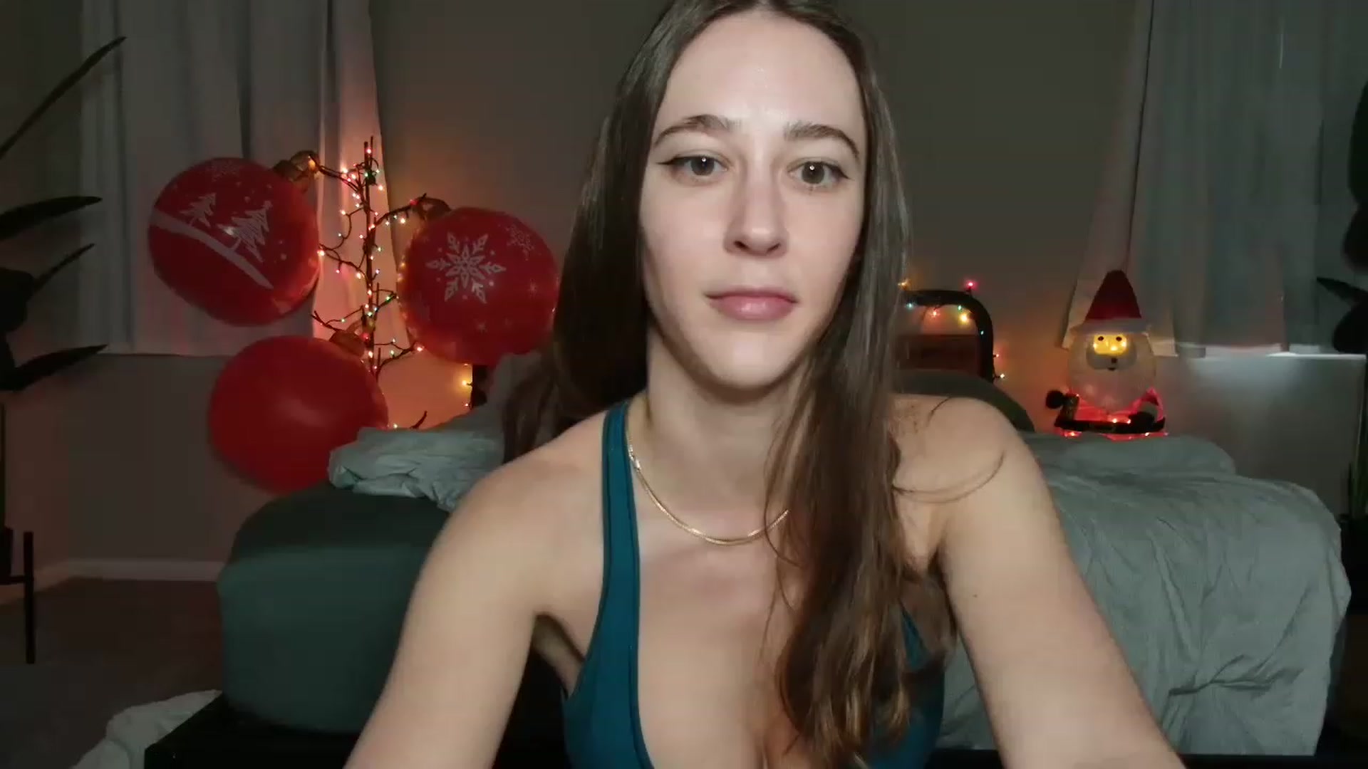 Gallery image thumbnail from tea_for_2's myfreecams stream on, 12/30/2022, 16:32 image 3 of 20