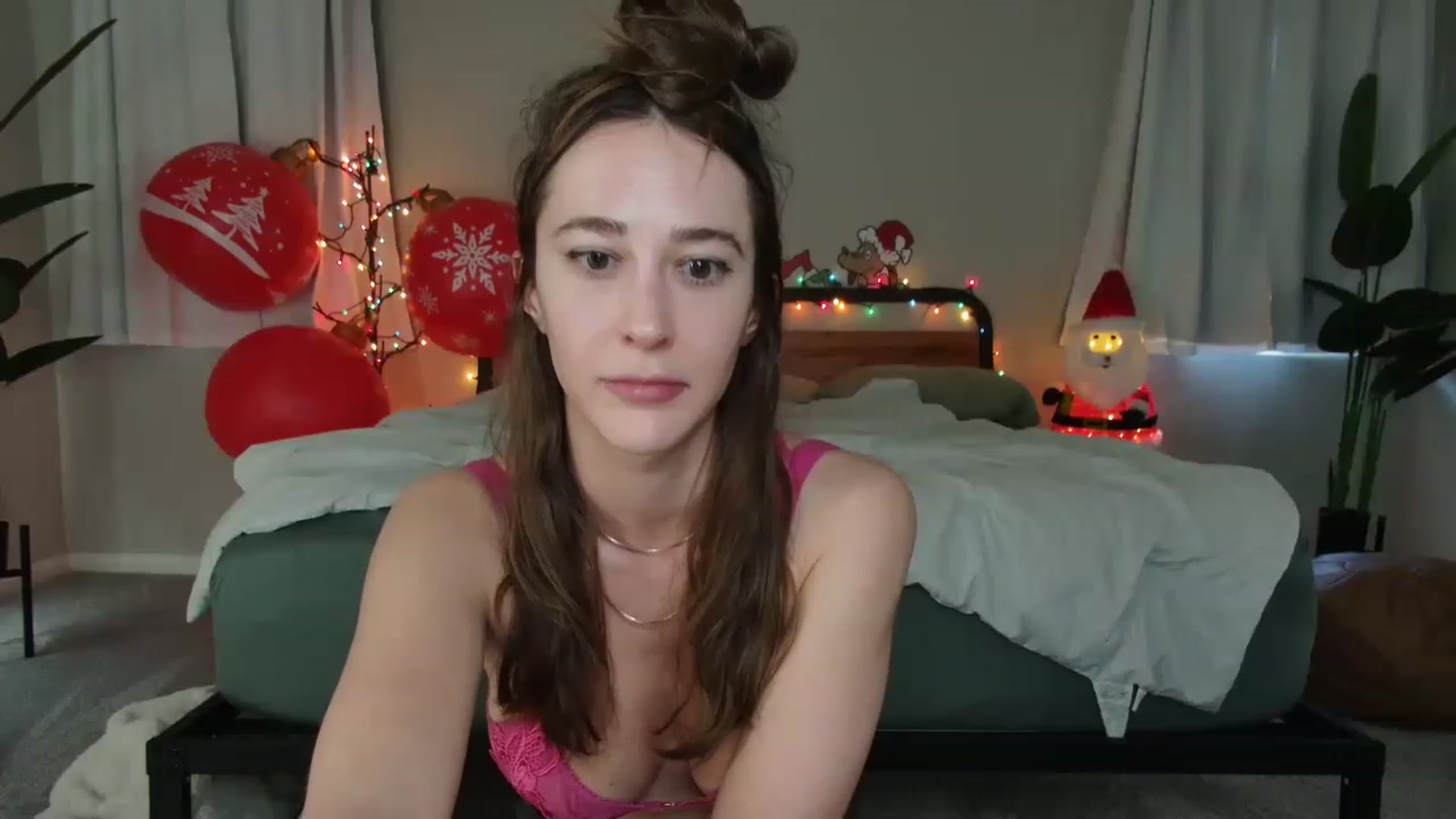 Gallery image thumbnail from tea_for_2's myfreecams stream on, 01/02/2023, 19:36 image 4 of 20