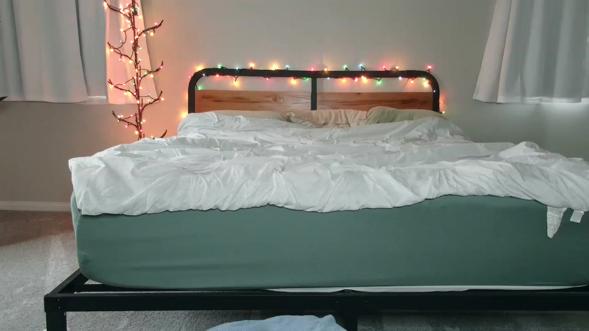Gallery image thumbnail from tea_for_2's myfreecams stream on, 01/09/2023, 19:26 image 10 of 20