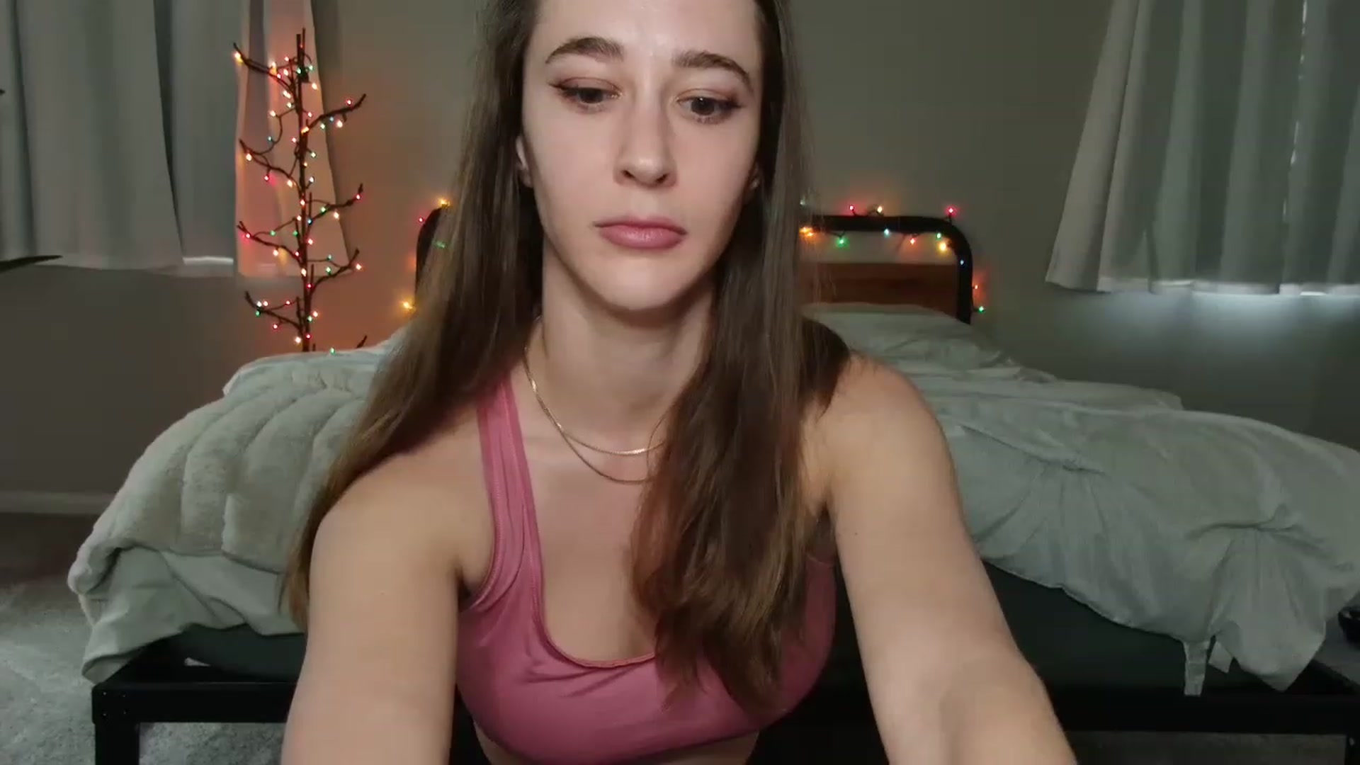 Gallery image thumbnail from tea_for_2's myfreecams stream on, 01/17/2023, 18:34 image 12 of 20