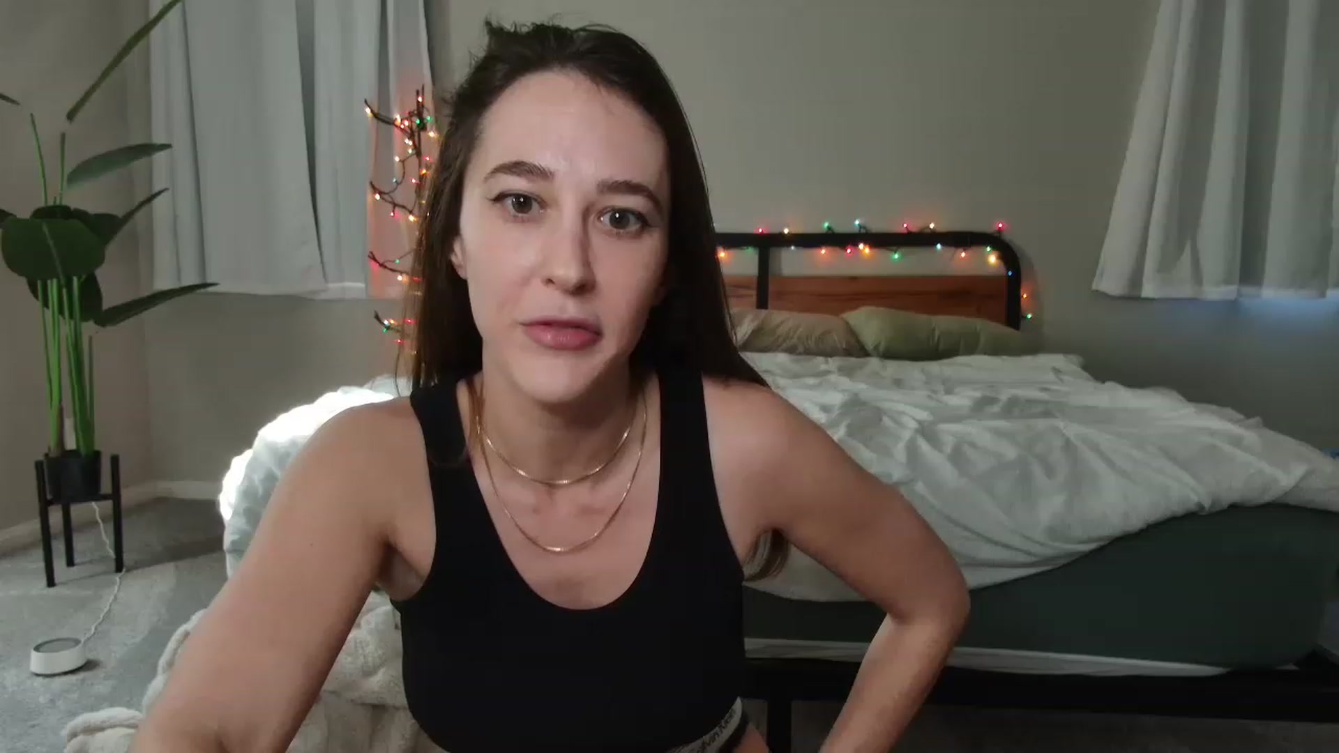 Gallery image thumbnail from tea_for_2's myfreecams stream on, 01/27/2023, 20:35 image 3 of 20