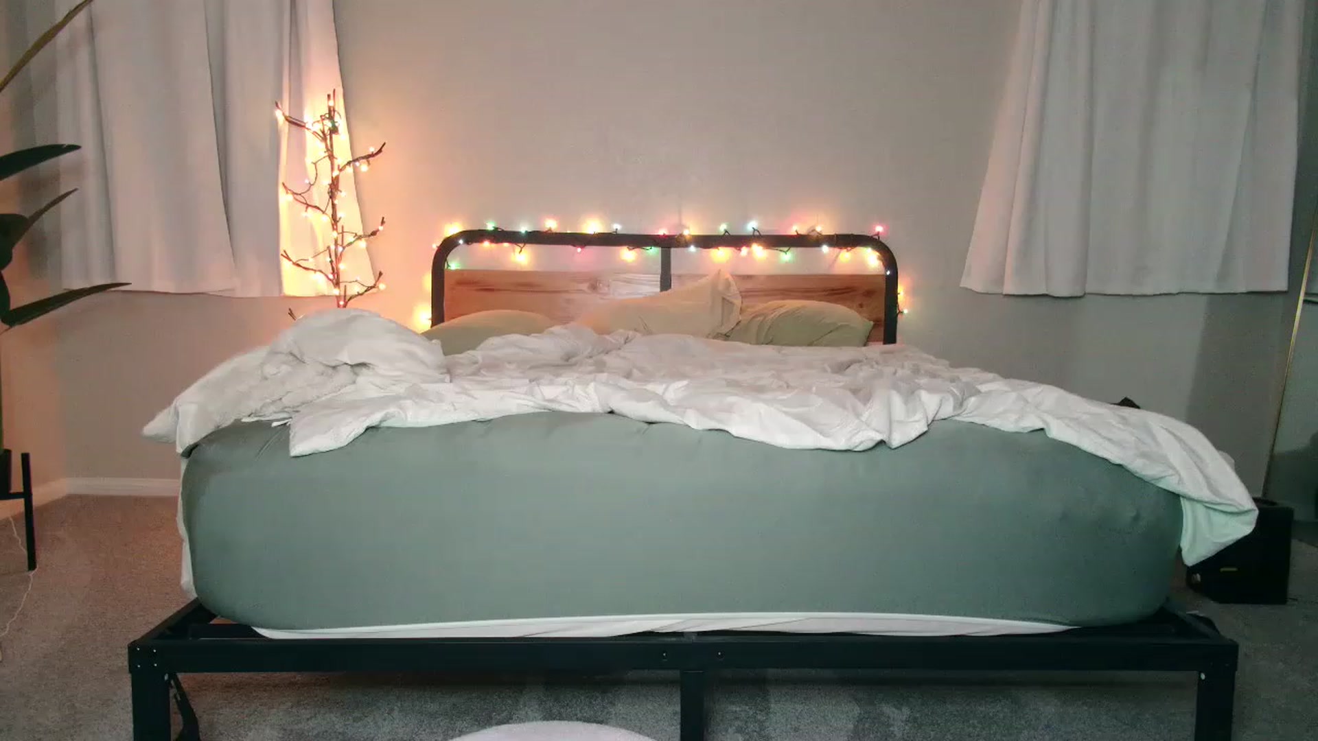 Gallery image thumbnail from tea_for_2's myfreecams stream on, 02/05/2023, 13:57 image 5 of 20