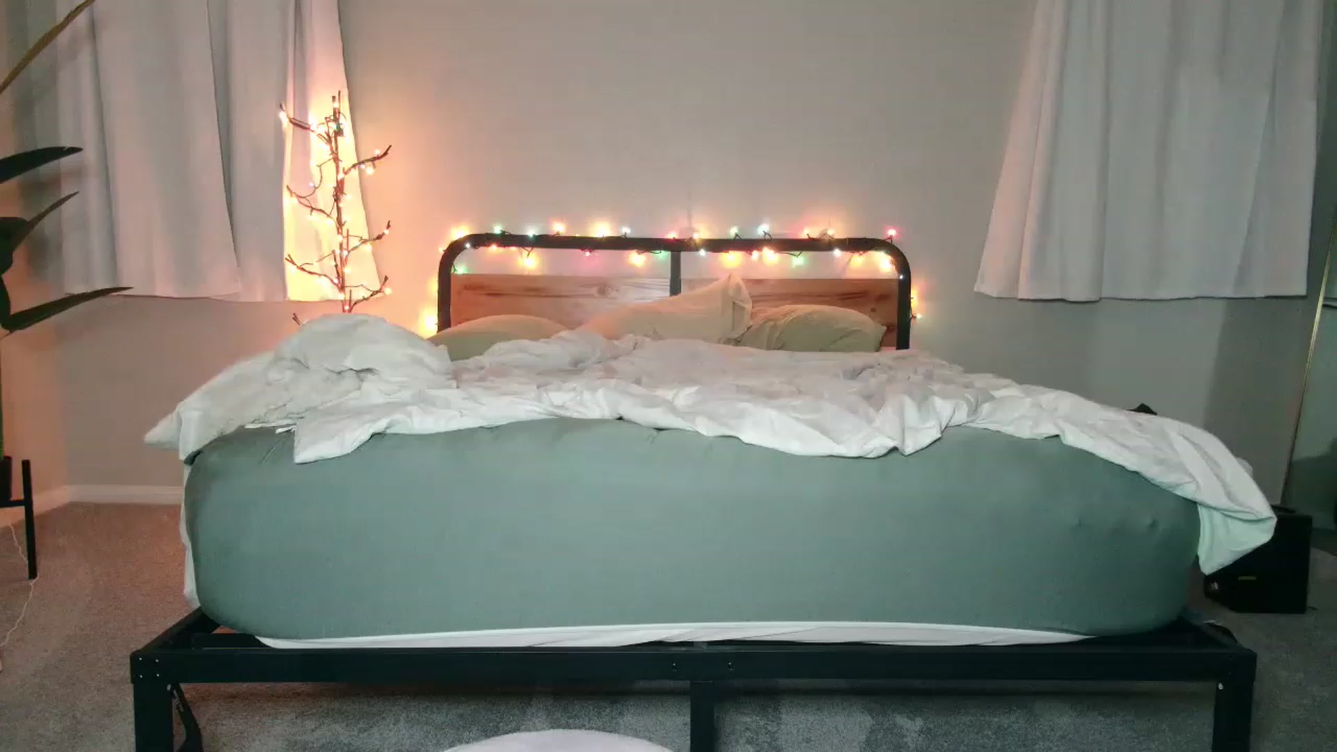 Gallery image thumbnail from tea_for_2's myfreecams stream on, 02/05/2023, 13:57 image 16 of 20