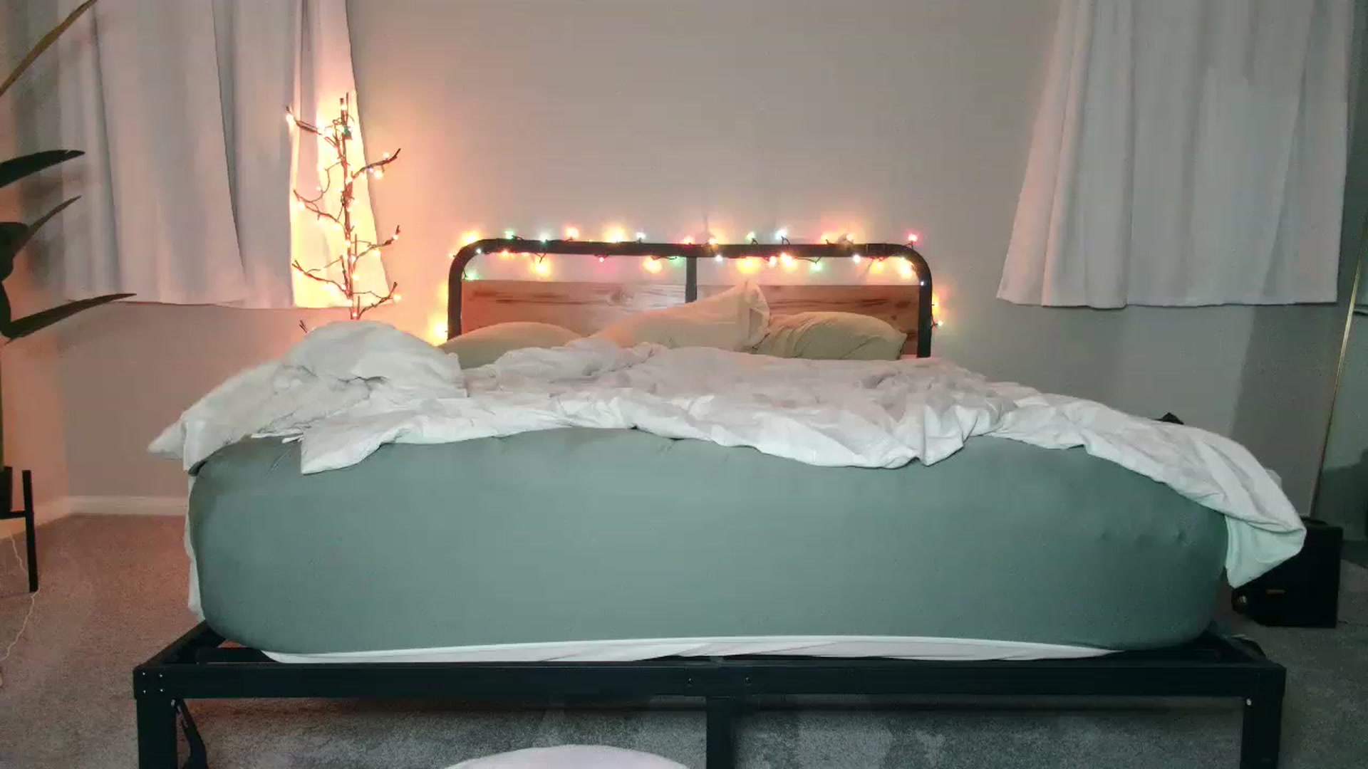 Gallery image thumbnail from tea_for_2's myfreecams stream on, 02/05/2023, 13:57 image 17 of 20