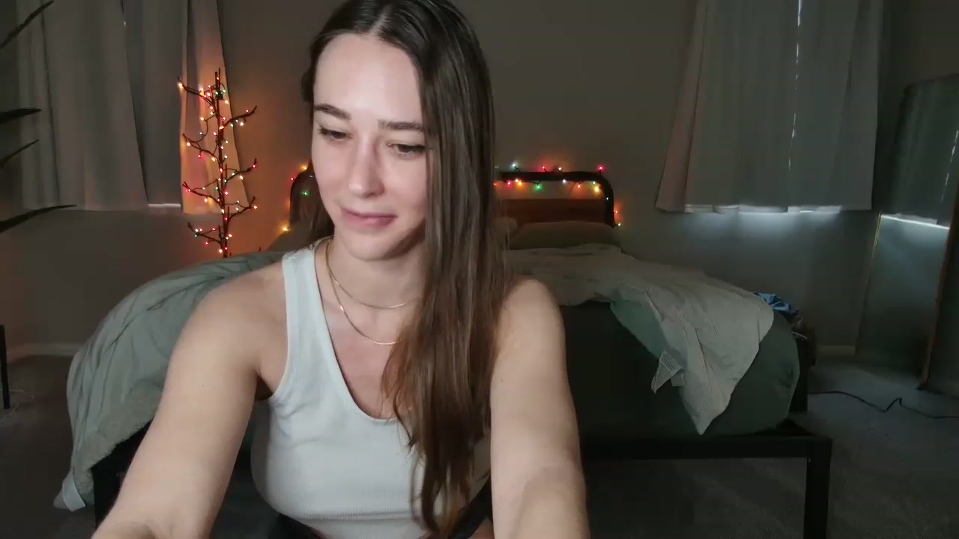Gallery image thumbnail from tea_for_2's myfreecams stream on, 02/24/2023, 16:19 image 5 of 20