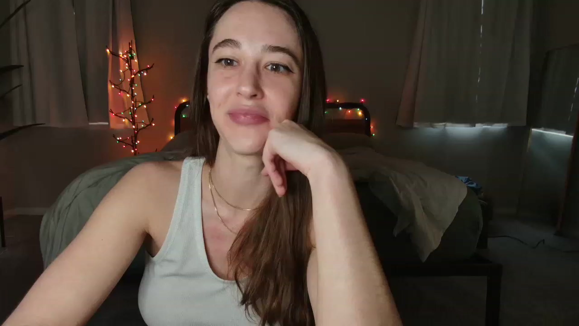 Gallery image thumbnail from tea_for_2's myfreecams stream on, 02/24/2023, 16:19 image 4 of 20
