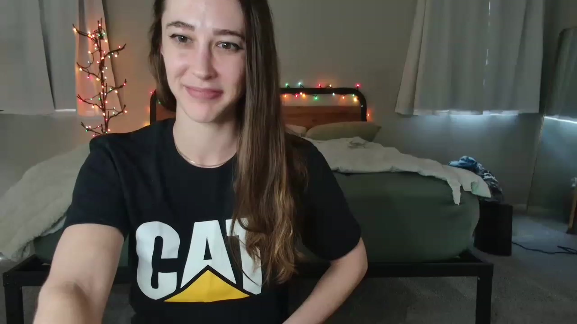 Gallery image thumbnail from tea_for_2's myfreecams stream on, 03/04/2023, 20:13 image 12 of 20