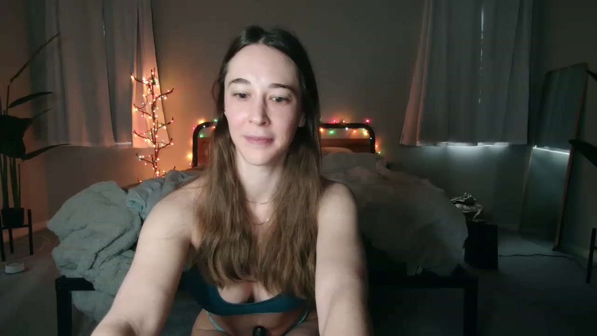 Gallery image thumbnail from tea_for_2's myfreecams stream on, 03/19/2023, 15:35 image 2 of 20