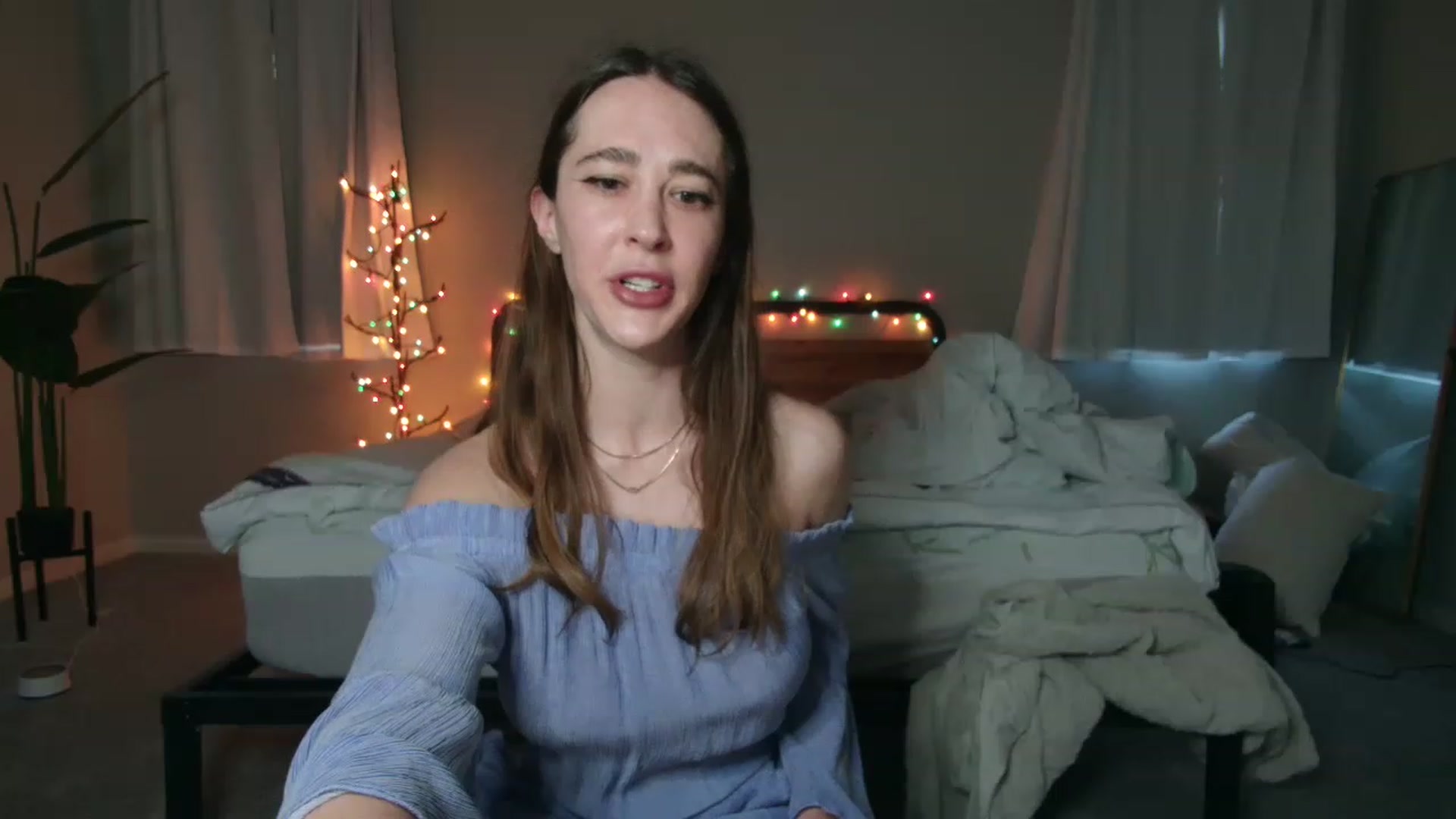 Gallery image thumbnail from tea_for_2's myfreecams stream on, 04/17/2023, 13:59 image 19 of 20