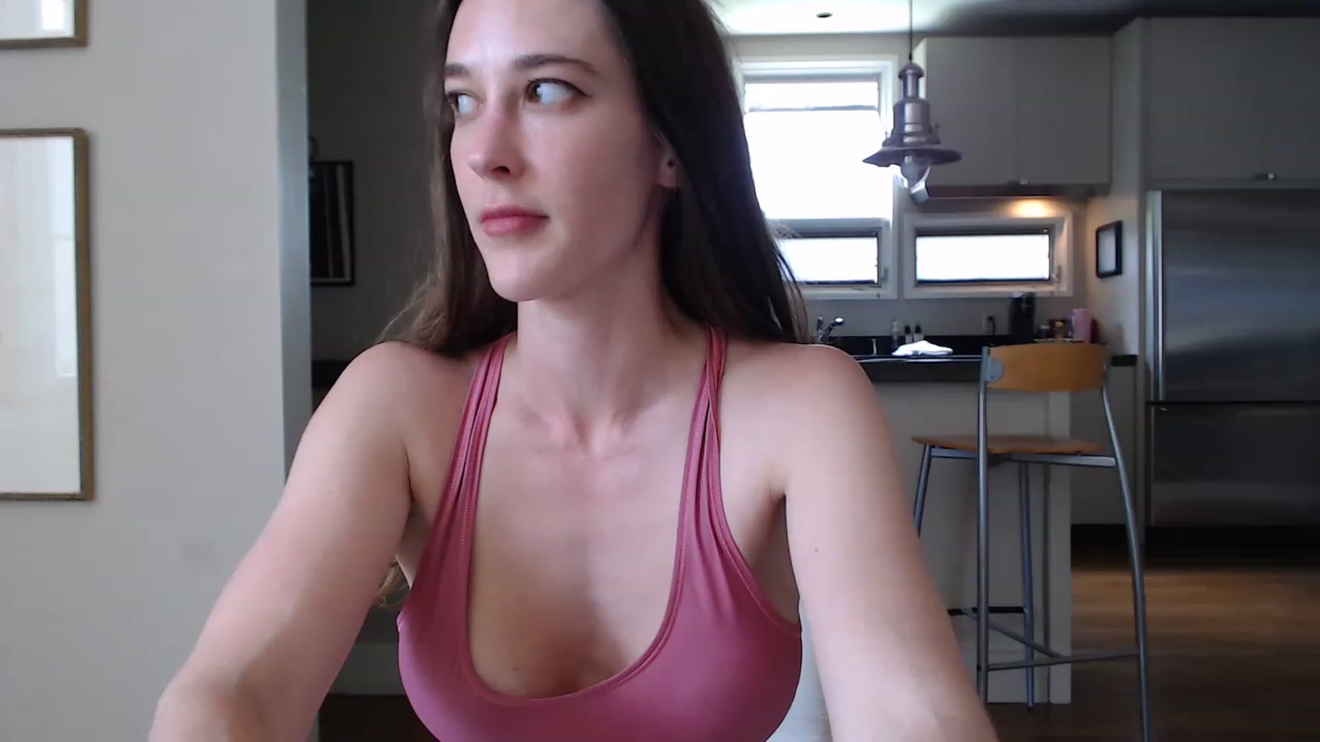 Gallery image thumbnail from tea_for_2's myfreecams stream on, 05/08/2023, 18:55 image 10 of 20