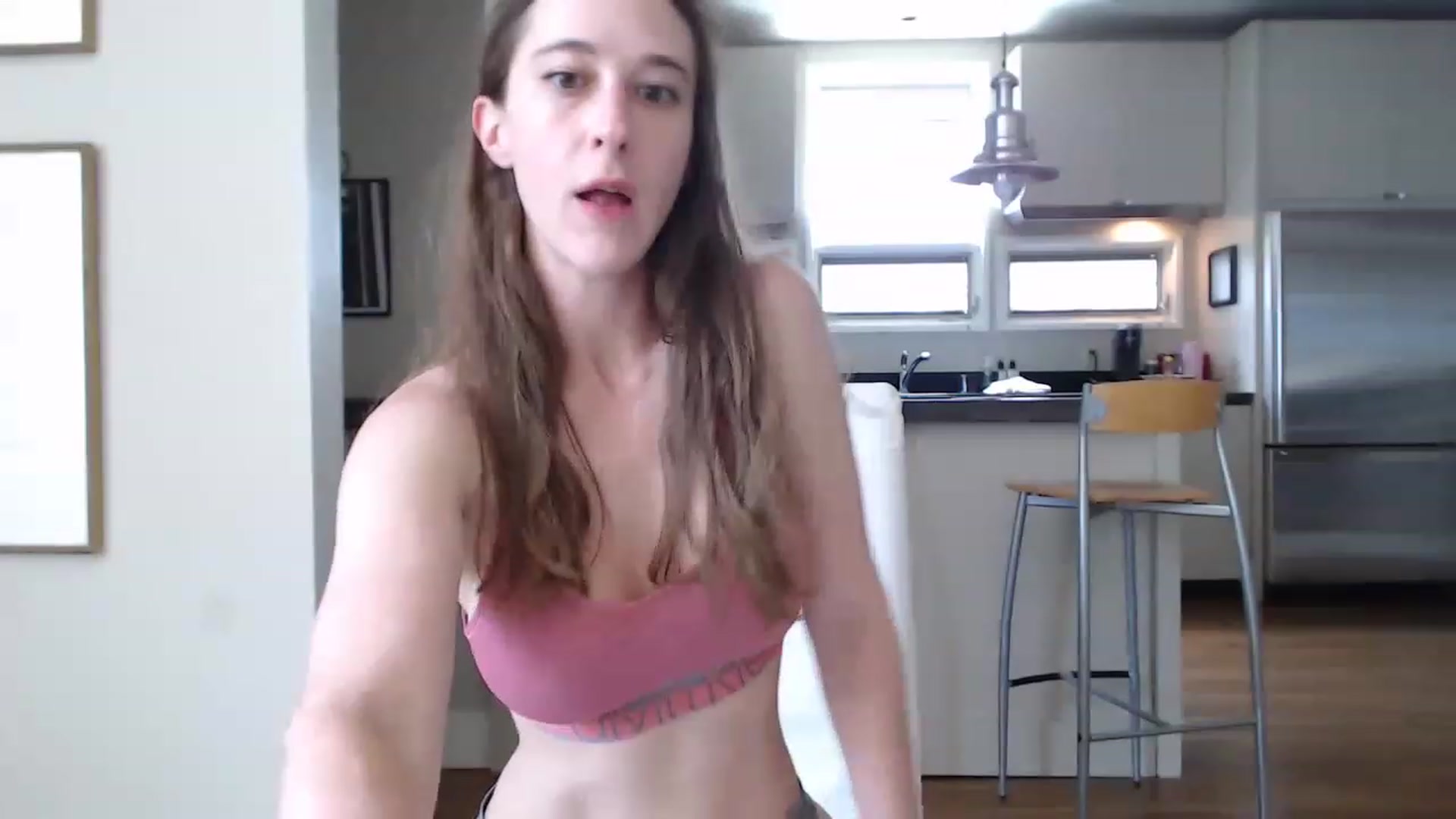 Gallery image thumbnail from tea_for_2's myfreecams stream on, 05/08/2023, 18:55 image 7 of 20