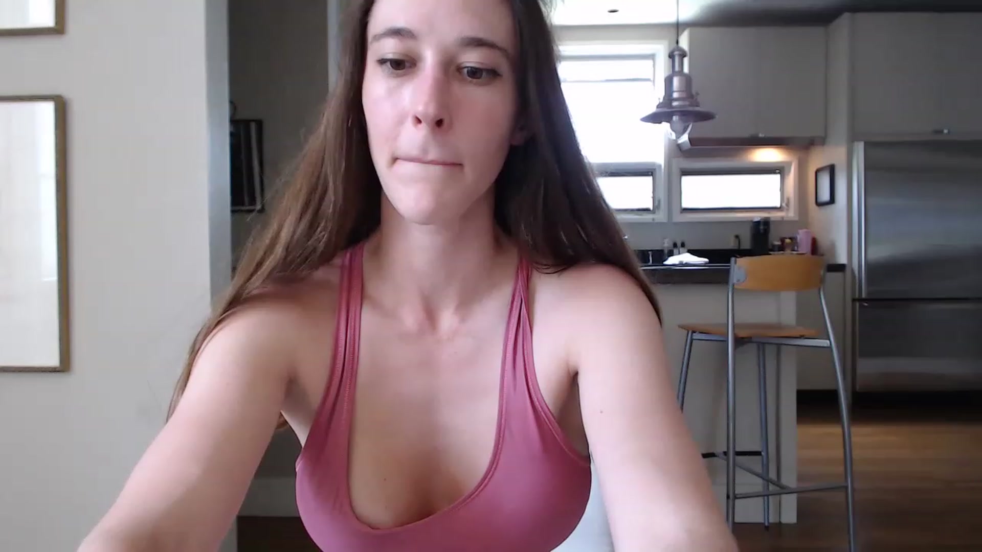 Gallery image thumbnail from tea_for_2's myfreecams stream on, 05/08/2023, 18:55 image 11 of 20