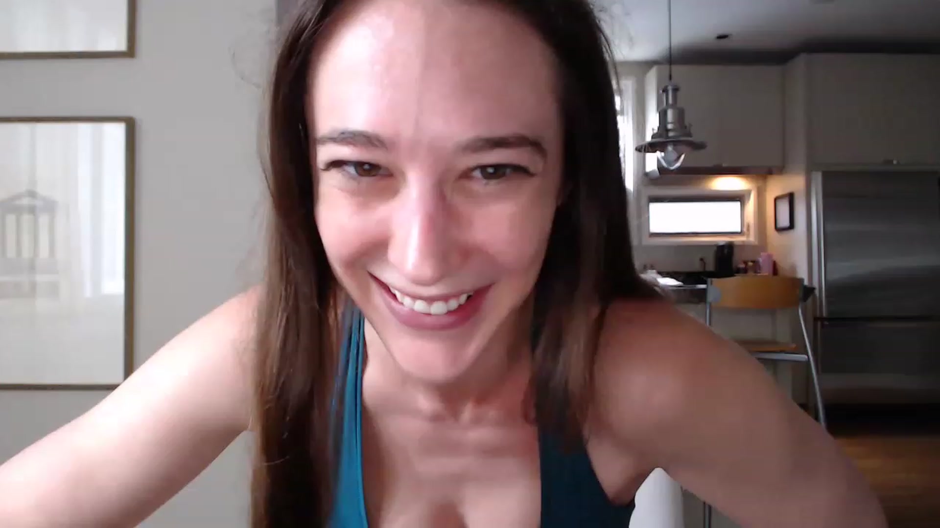 Gallery image thumbnail from tea_for_2's myfreecams stream on, 05/12/2023, 14:11 image 10 of 20