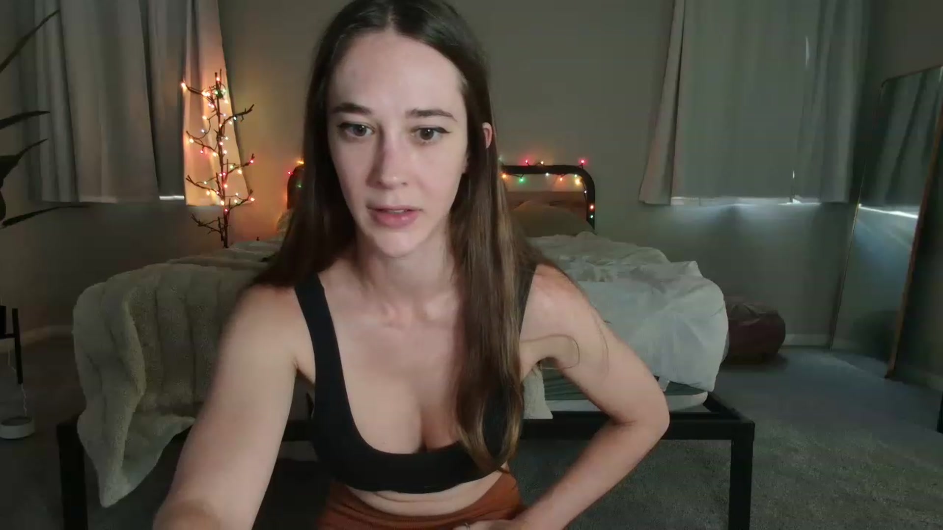 Gallery image thumbnail from tea_for_2's myfreecams stream on, 05/16/2023, 15:53 image 6 of 20