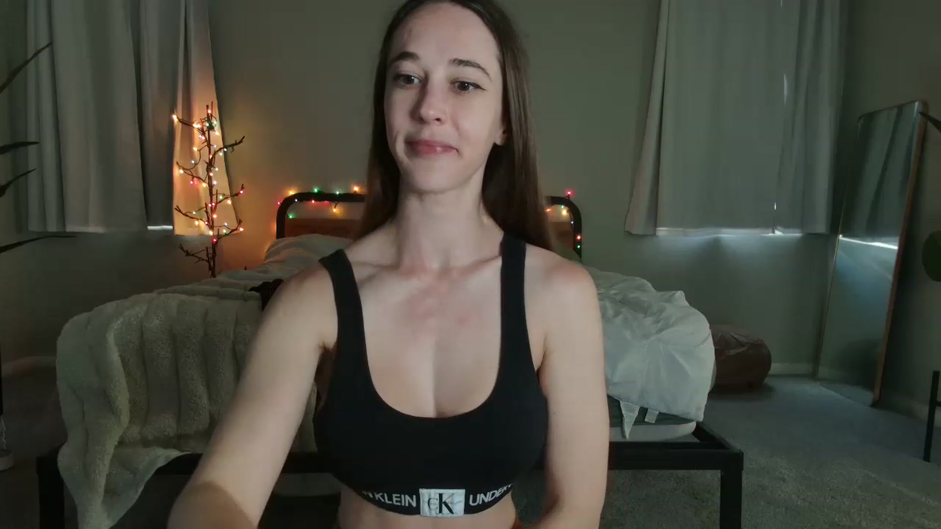 Gallery image thumbnail from tea_for_2's myfreecams stream on, 05/16/2023, 15:53 image 19 of 20