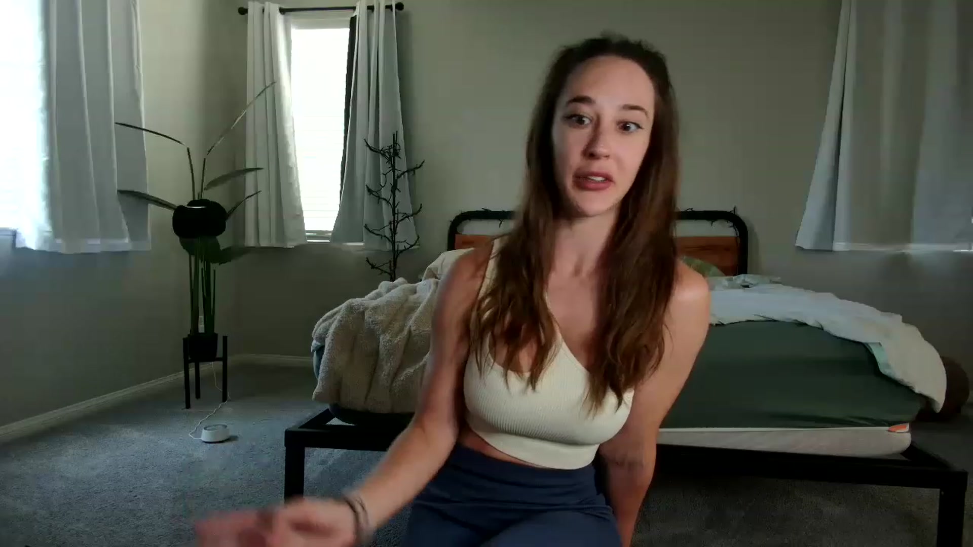 Gallery image thumbnail from tea_for_2's myfreecams stream on, 05/30/2023, 16:48 image 14 of 20