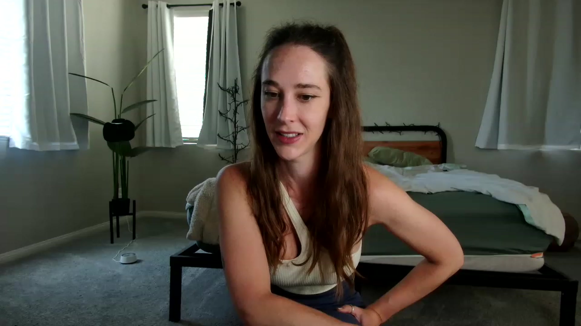 Gallery image thumbnail from tea_for_2's myfreecams stream on, 05/30/2023, 16:48 image 13 of 20