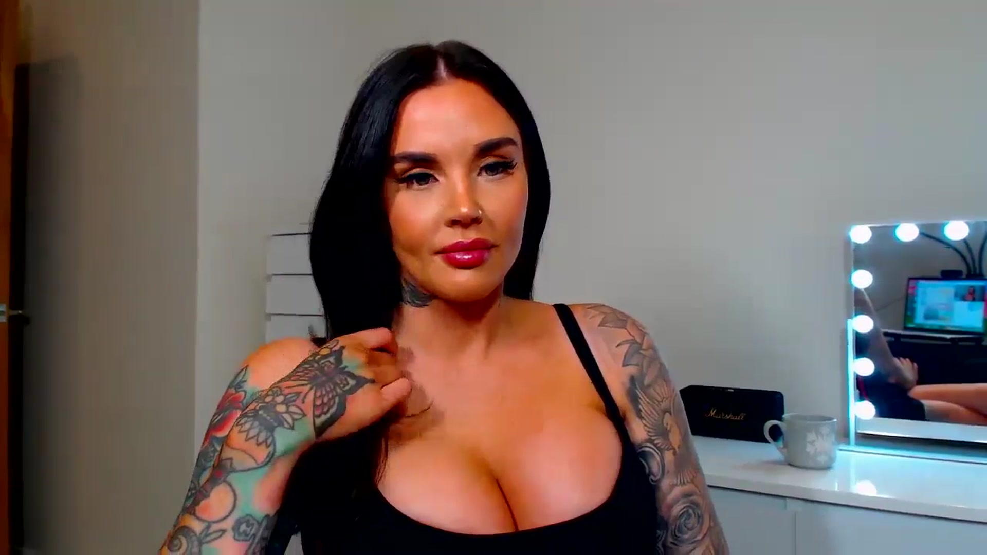 Gallery image thumbnail from teamtatt's myfreecams stream on, 10/05/2024, 19:46 image 14 of 20