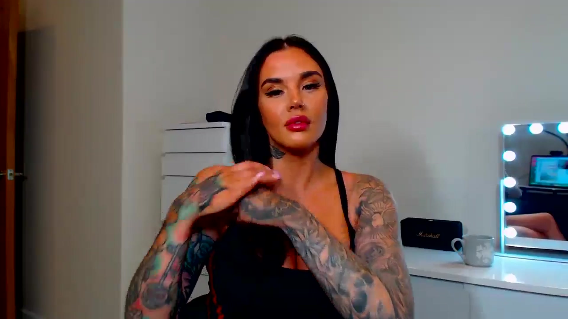 Gallery image thumbnail from teamtatt's myfreecams stream on, 10/05/2024, 19:46 image 16 of 20