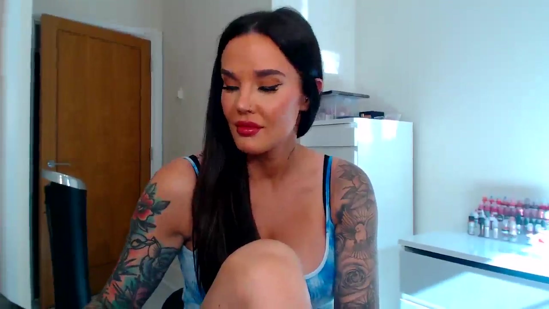 Gallery image thumbnail from teamtatt's myfreecams stream on, 09/11/2025, 14:51 image 14 of 20