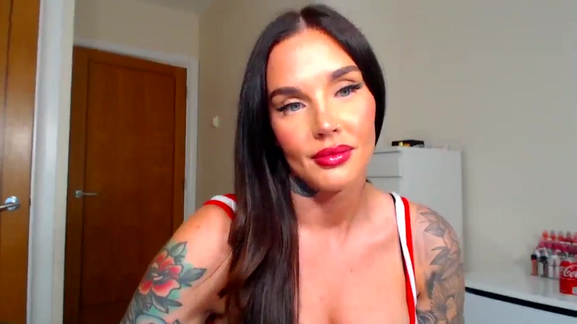 Gallery image thumbnail from teamtatt's myfreecams stream on, 09/12/2025, 14:10 image 17 of 20