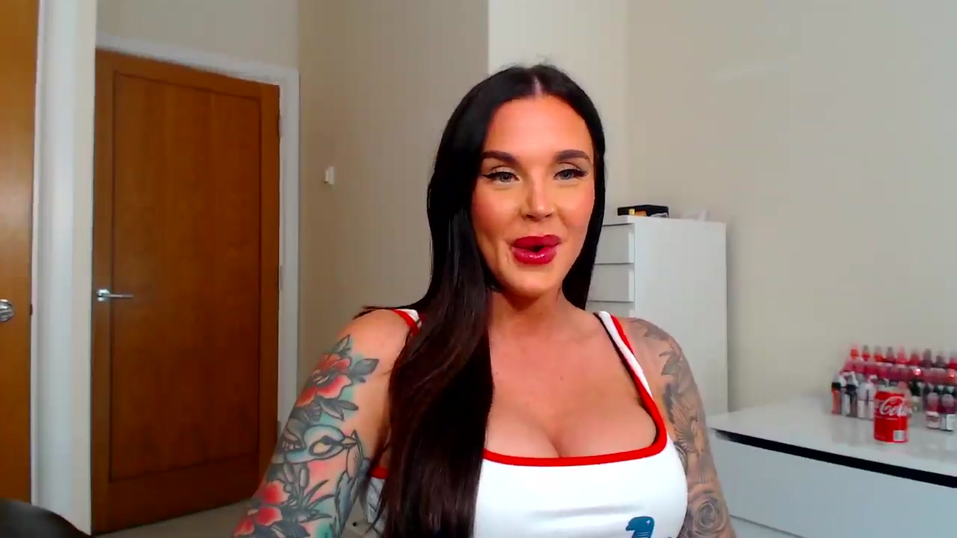 Gallery image thumbnail from teamtatt's myfreecams stream on, 09/12/2025, 14:10 image 6 of 20
