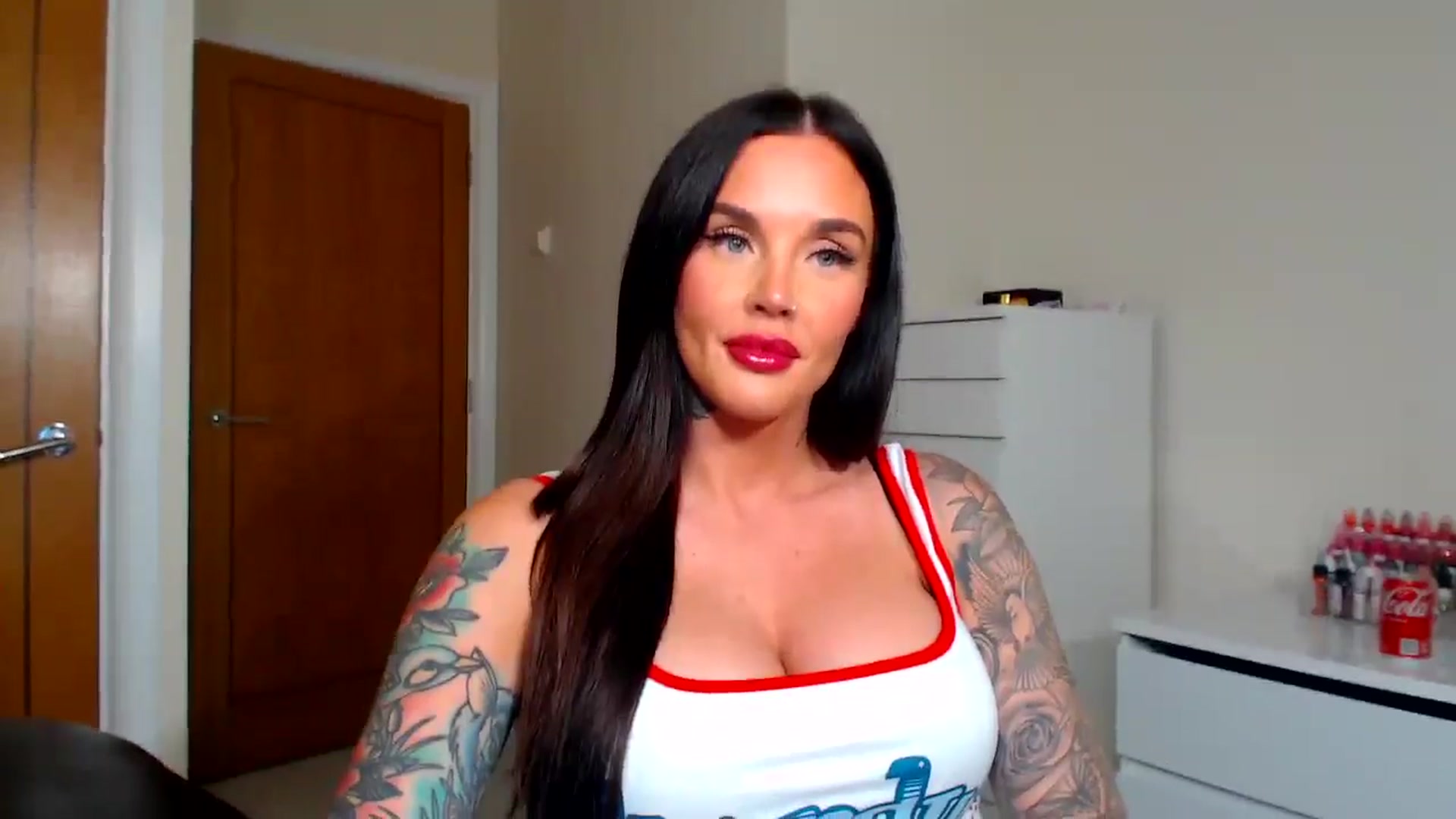 Gallery image thumbnail from teamtatt's myfreecams stream on, 09/12/2025, 14:52 image 12 of 20