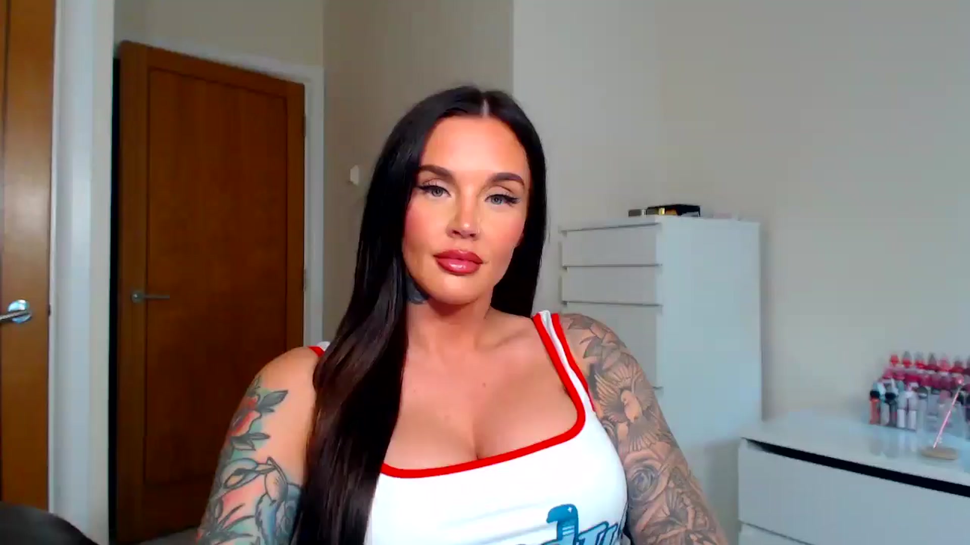 Gallery image thumbnail from teamtatt's myfreecams stream on, 09/12/2025, 16:07 image 1 of 20