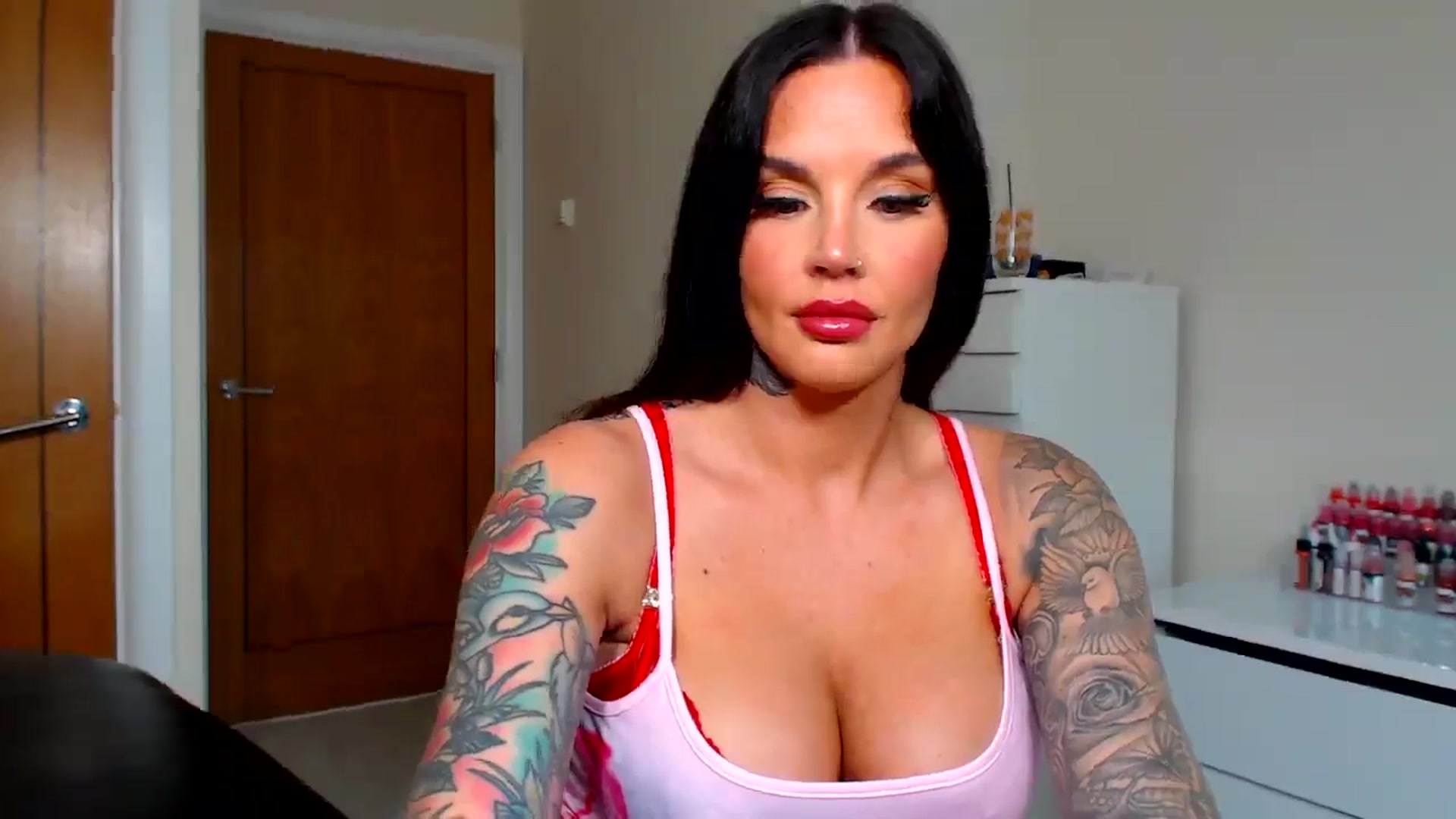 Gallery image thumbnail from teamtatt's myfreecams stream on, 09/15/2025, 13:56 image 19 of 20