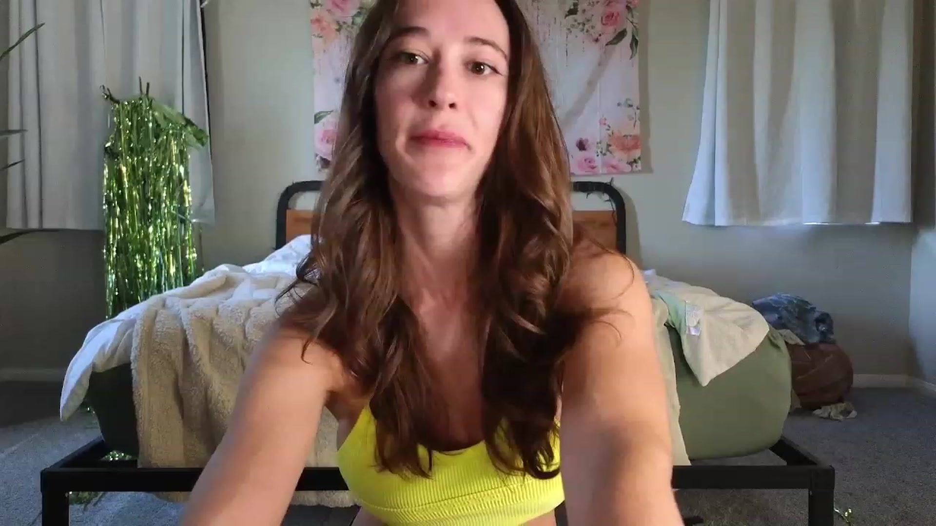 Gallery image thumbnail from tease4lisa's myfreecams stream on, 09/05/2023, 14:42 image 7 of 20