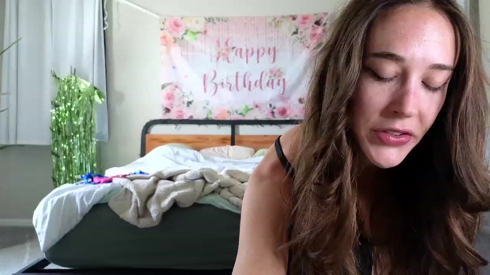 Gallery image thumbnail from tease4lisa's myfreecams stream on, 09/07/2023, 19:51 image 7 of 20