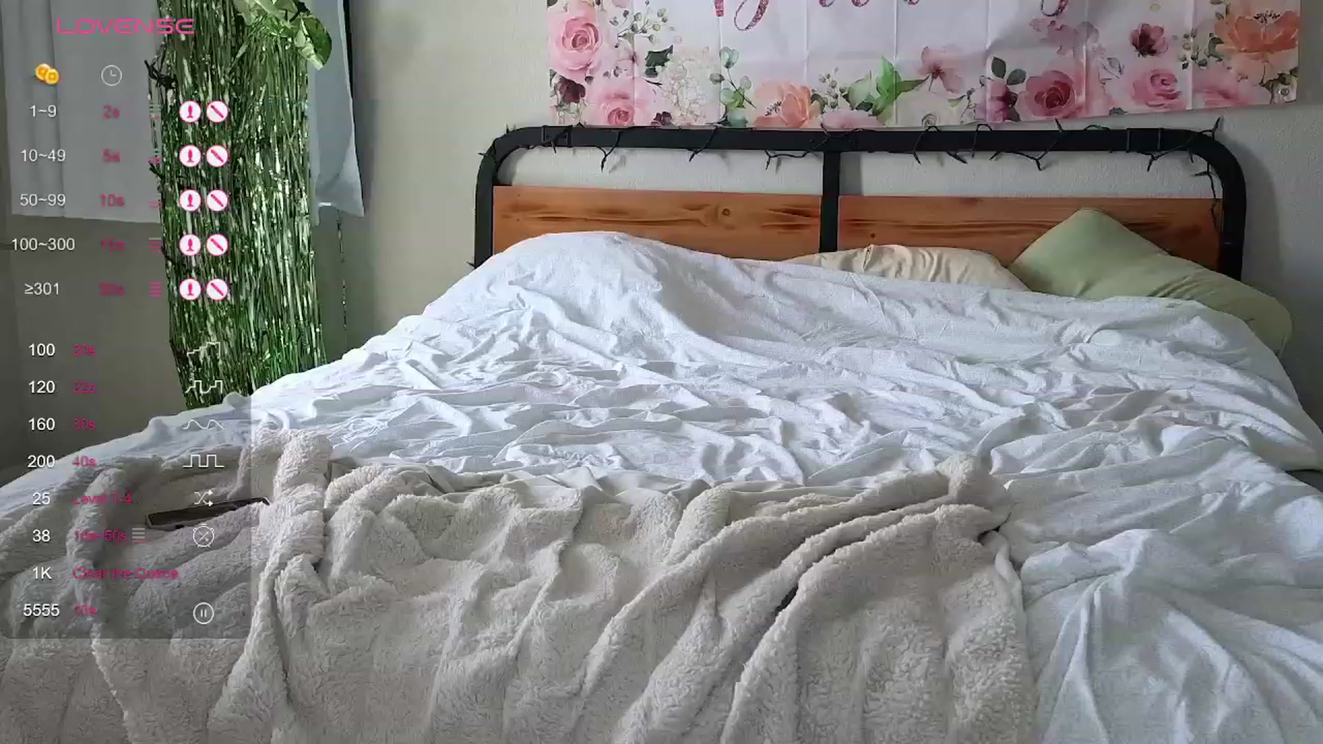 Gallery image thumbnail from tease4lisa's myfreecams stream on, 09/11/2023, 18:22 image 18 of 20