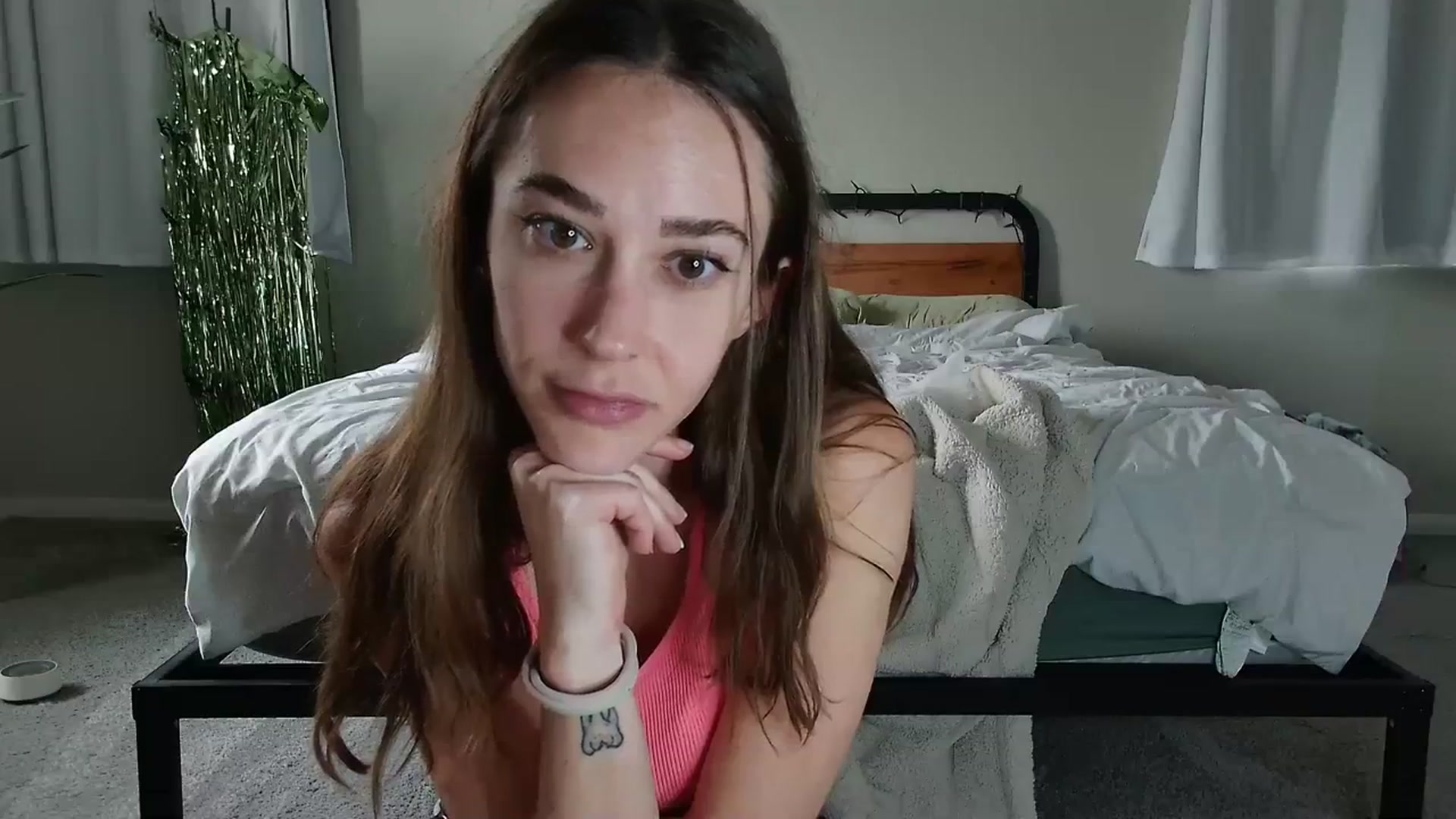 Gallery image thumbnail from tease4lisa's myfreecams stream on, 09/30/2023, 16:57 image 6 of 20