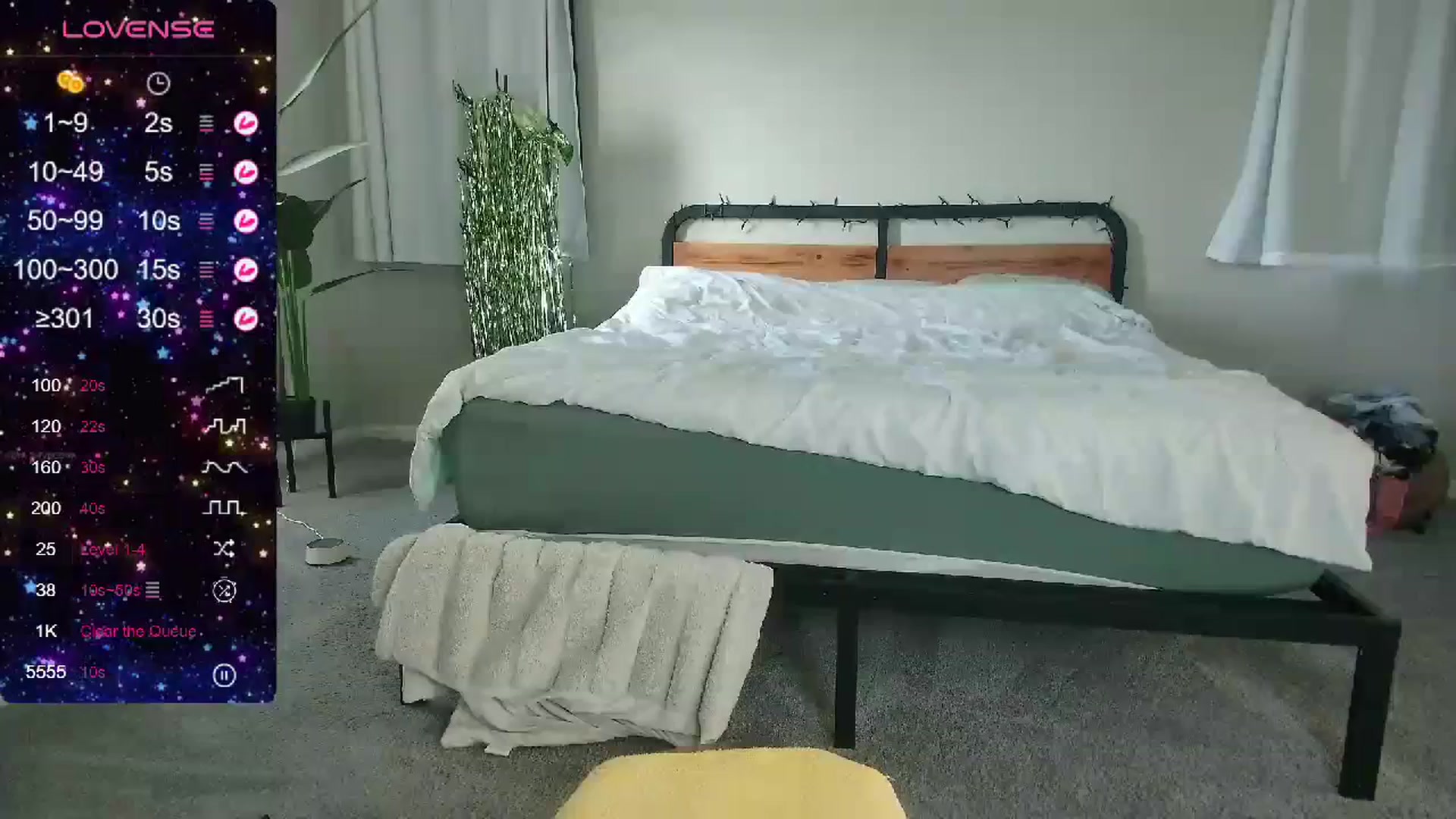 Gallery image thumbnail from tease4lisa's myfreecams stream on, 10/17/2023, 16:33 image 1 of 20
